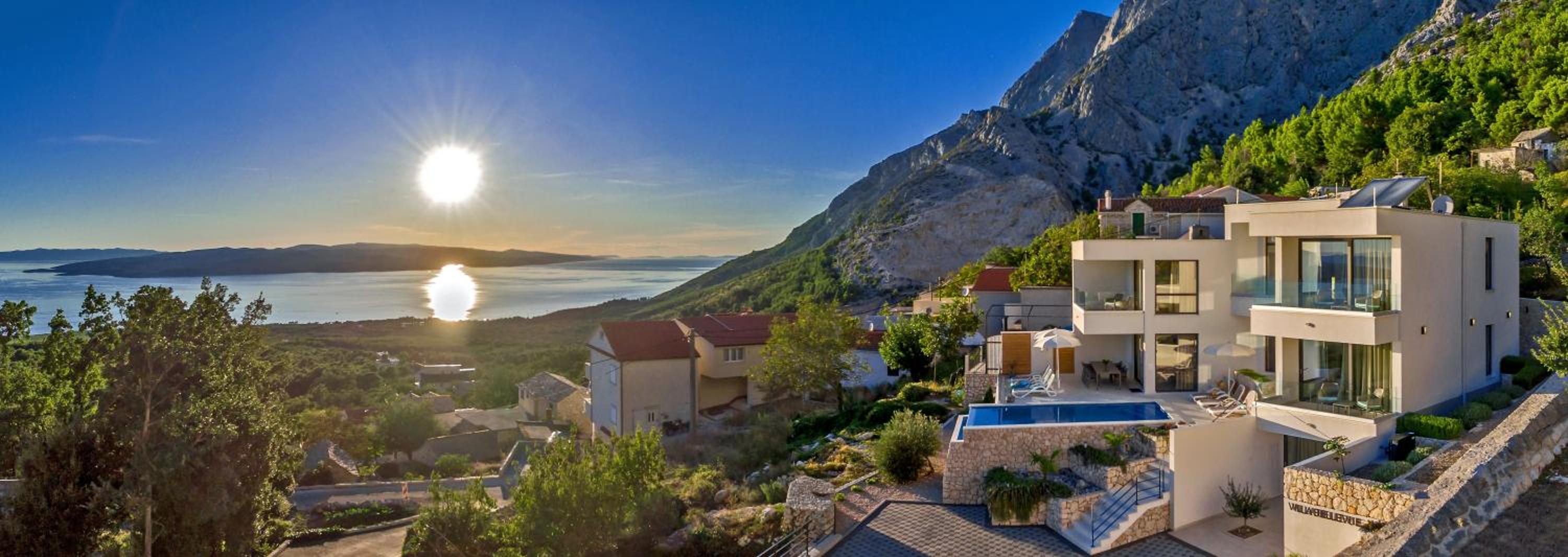 Villa with Sea View photo 2