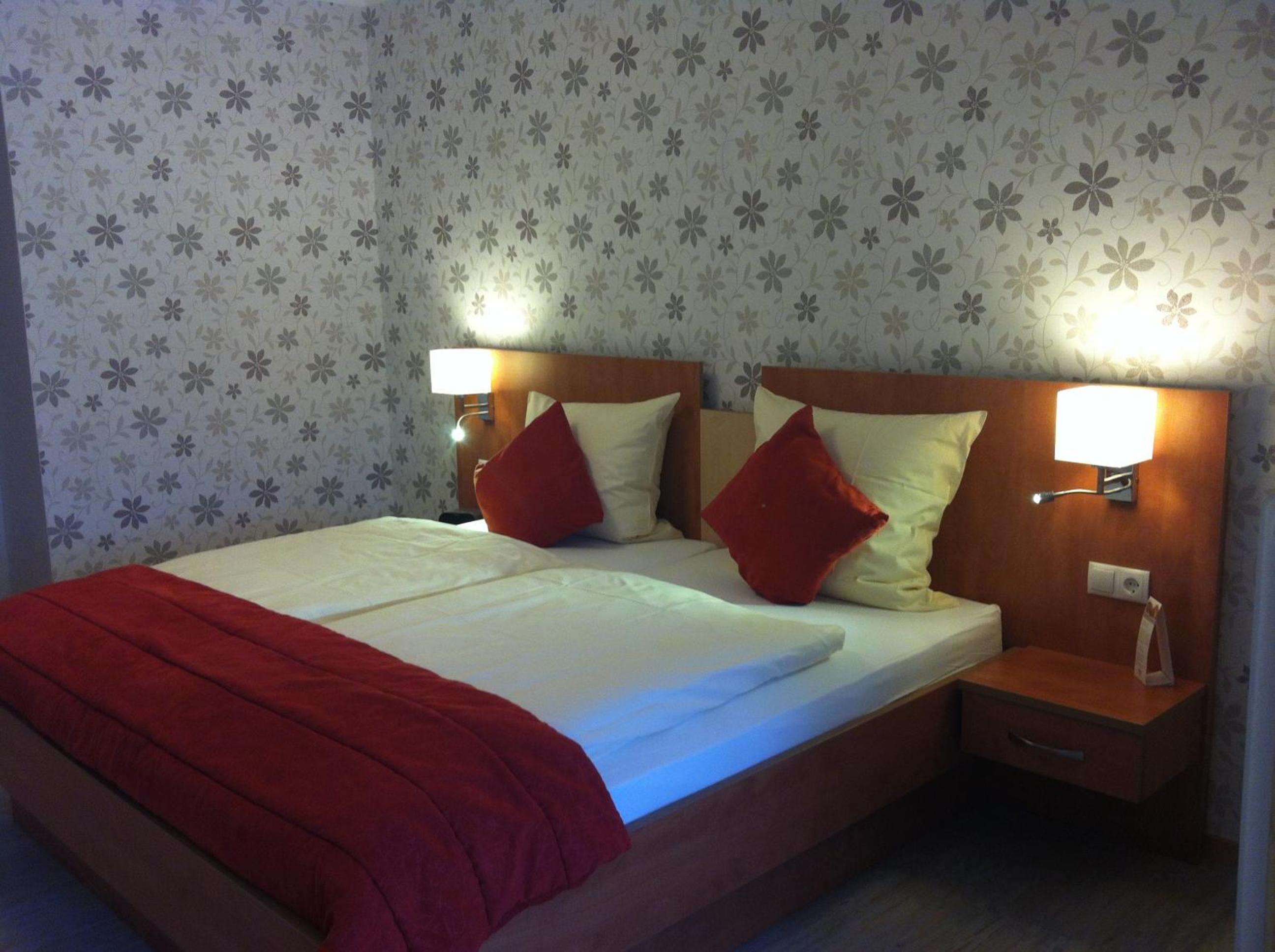 Double Room with Balcony photo 2