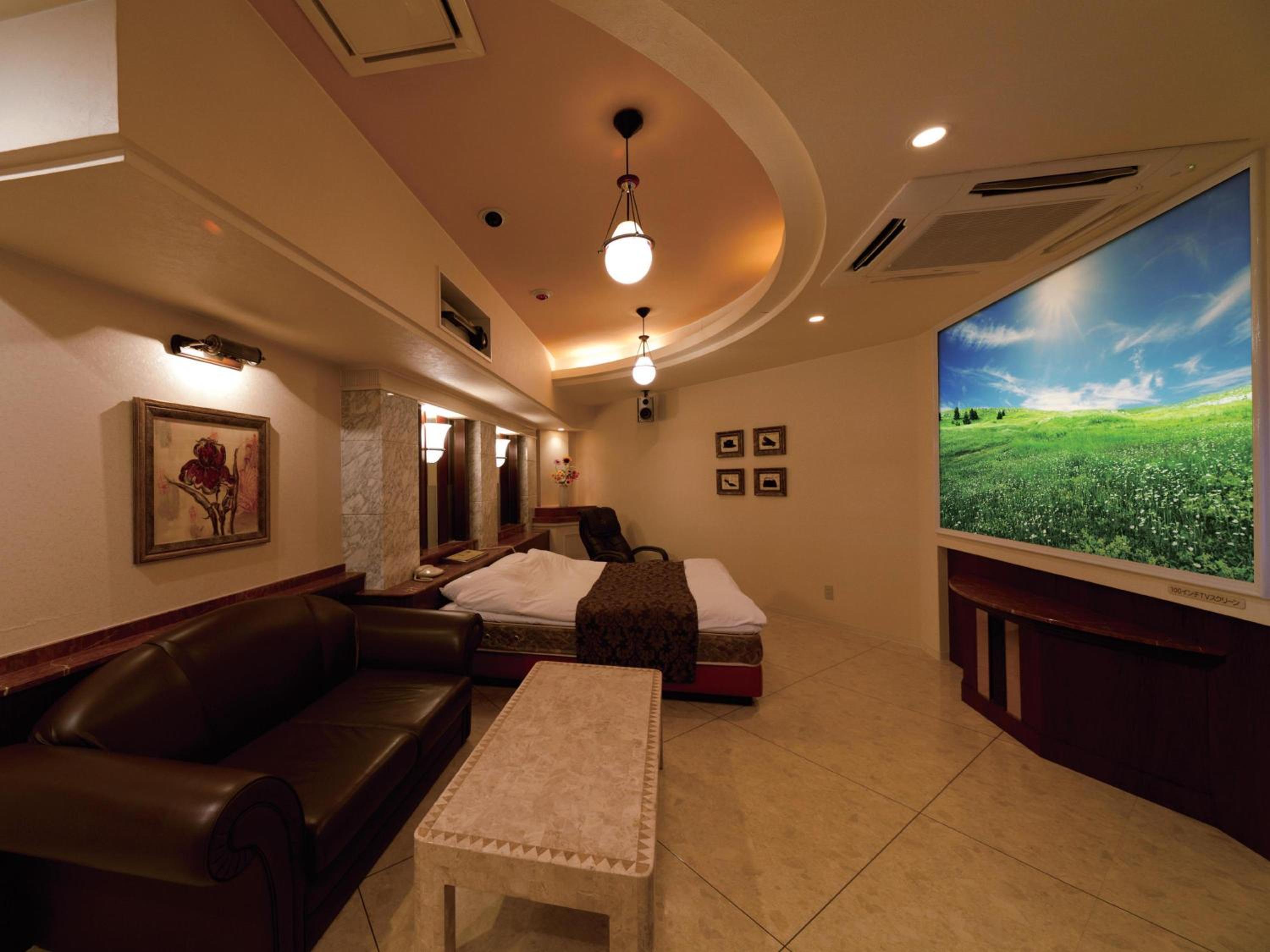 Standard Queen Room - Photo 10