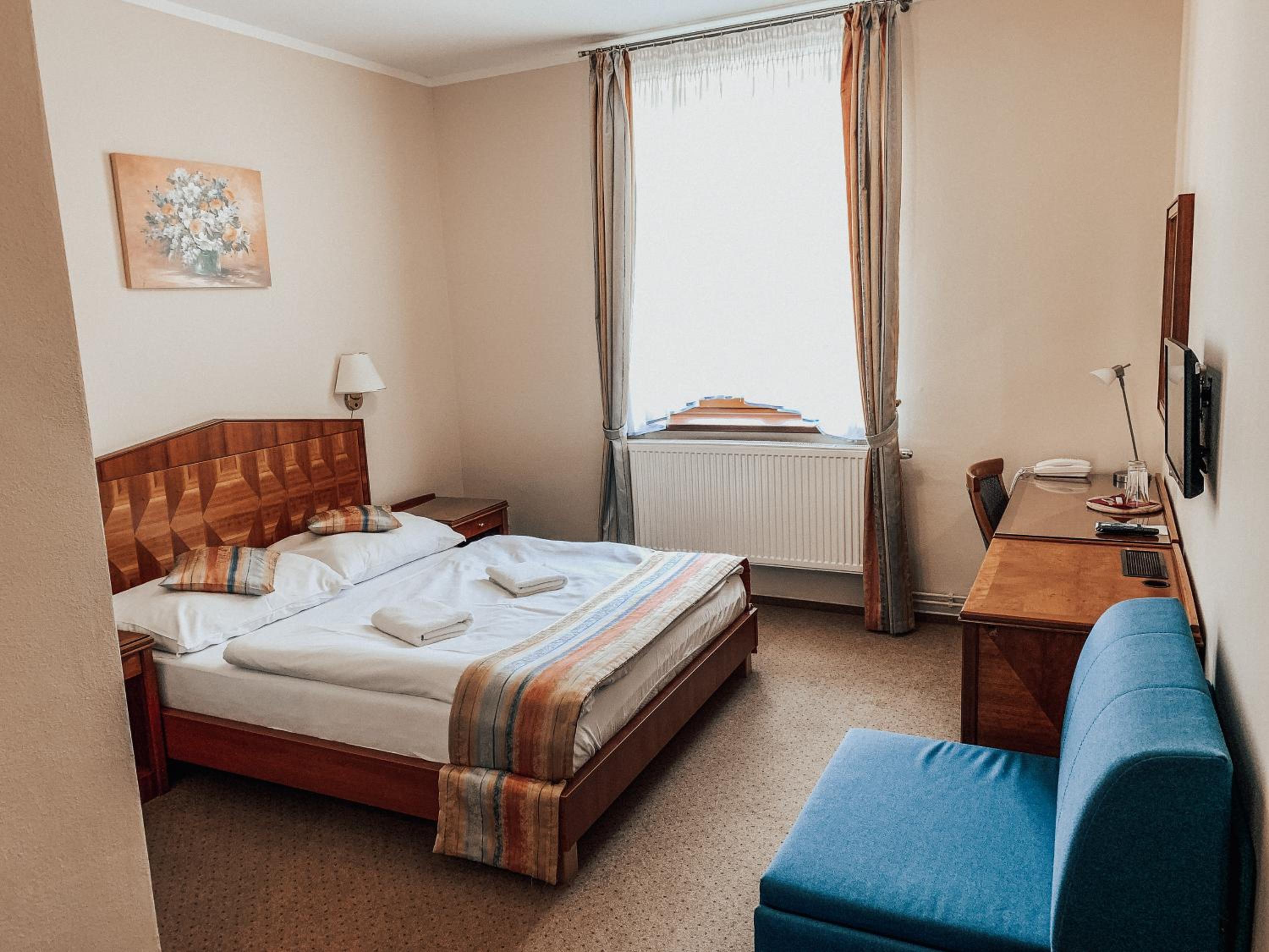 Standard Double or Twin Room - Photo 1