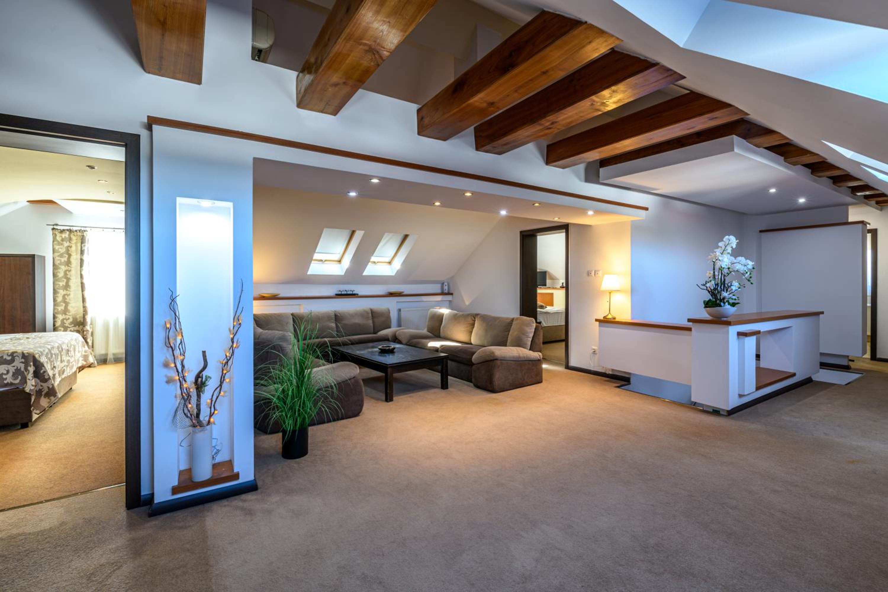 Three-Bedroom Suite photo 3