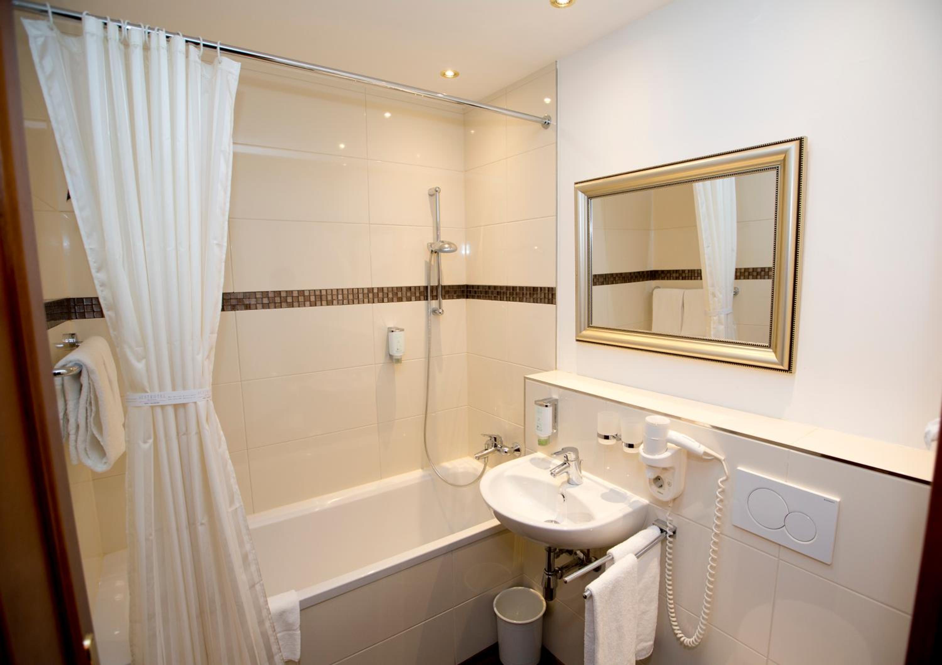 Superior Double Room - Photo 7