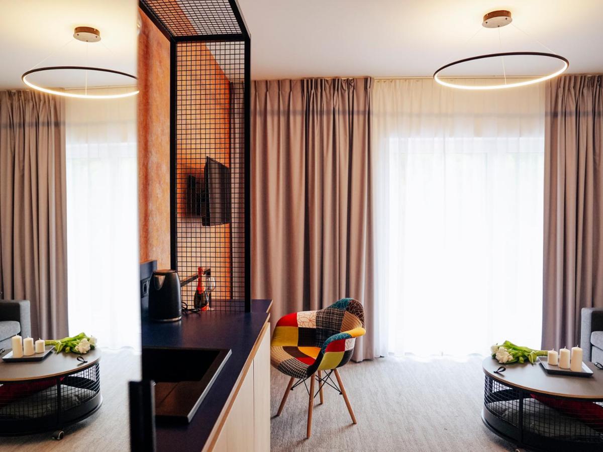 Double Room with Balcony and Annex - Photo 8