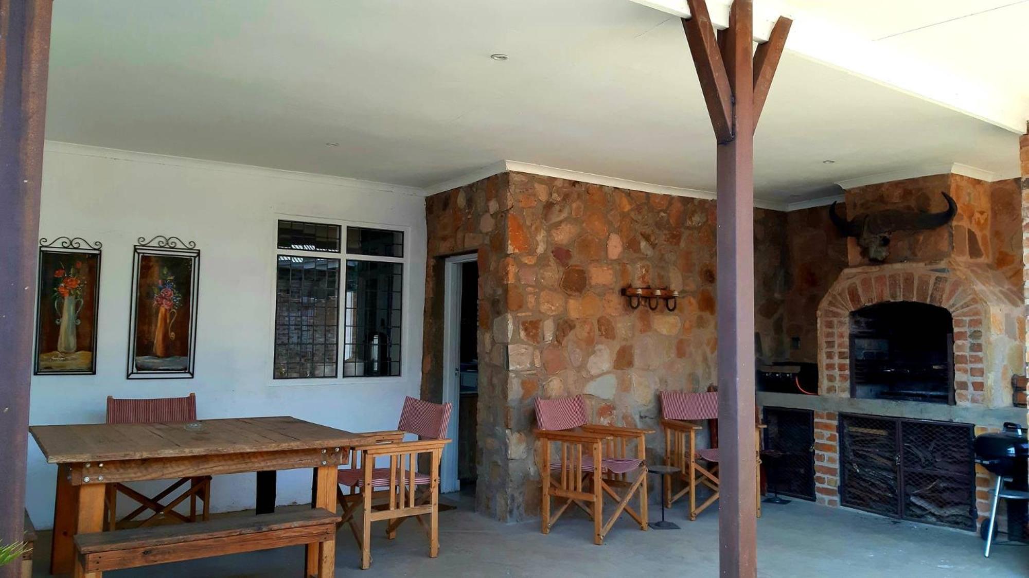 Two-Bedroom House - Photo 39