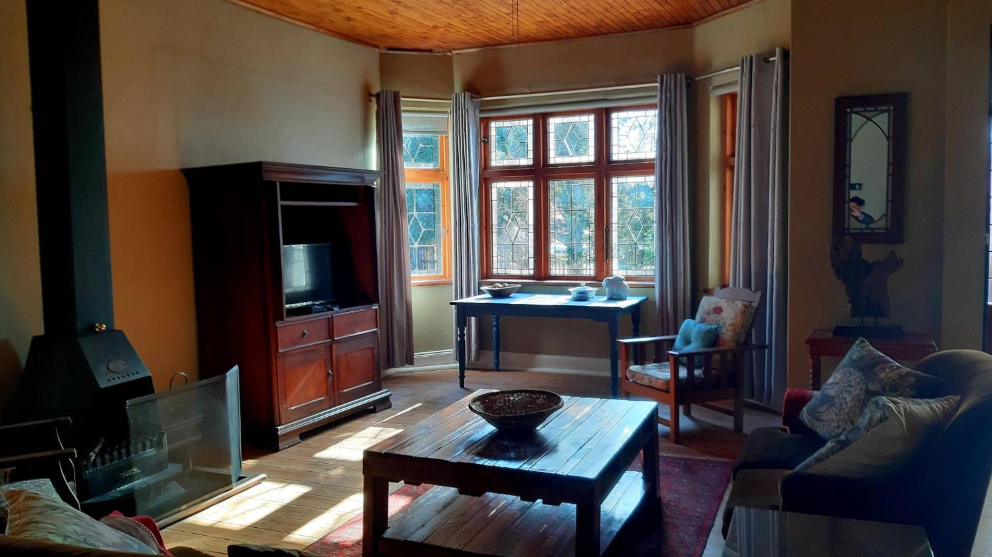 Two-Bedroom House - Photo 46
