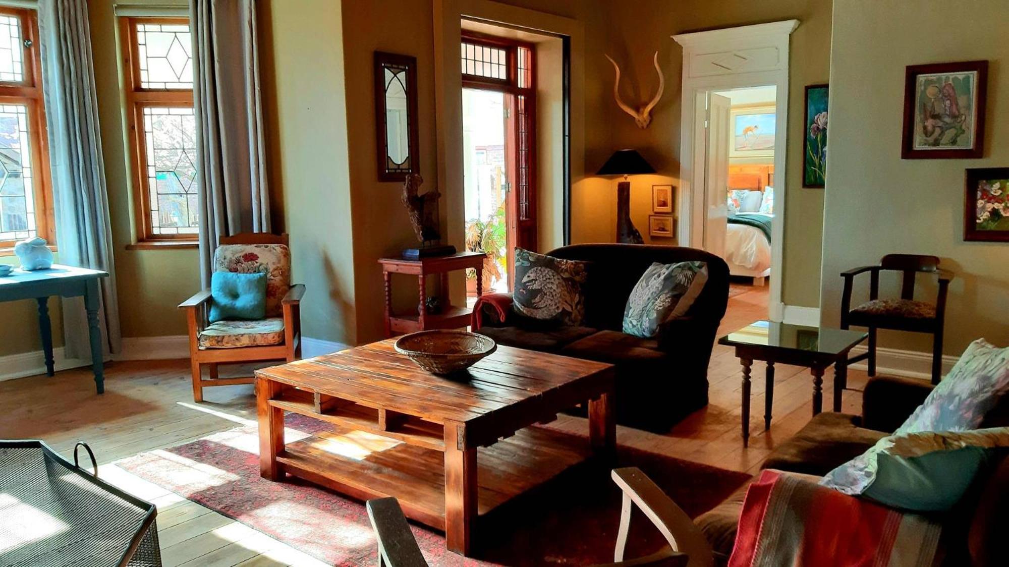 Two-Bedroom House - Photo 3