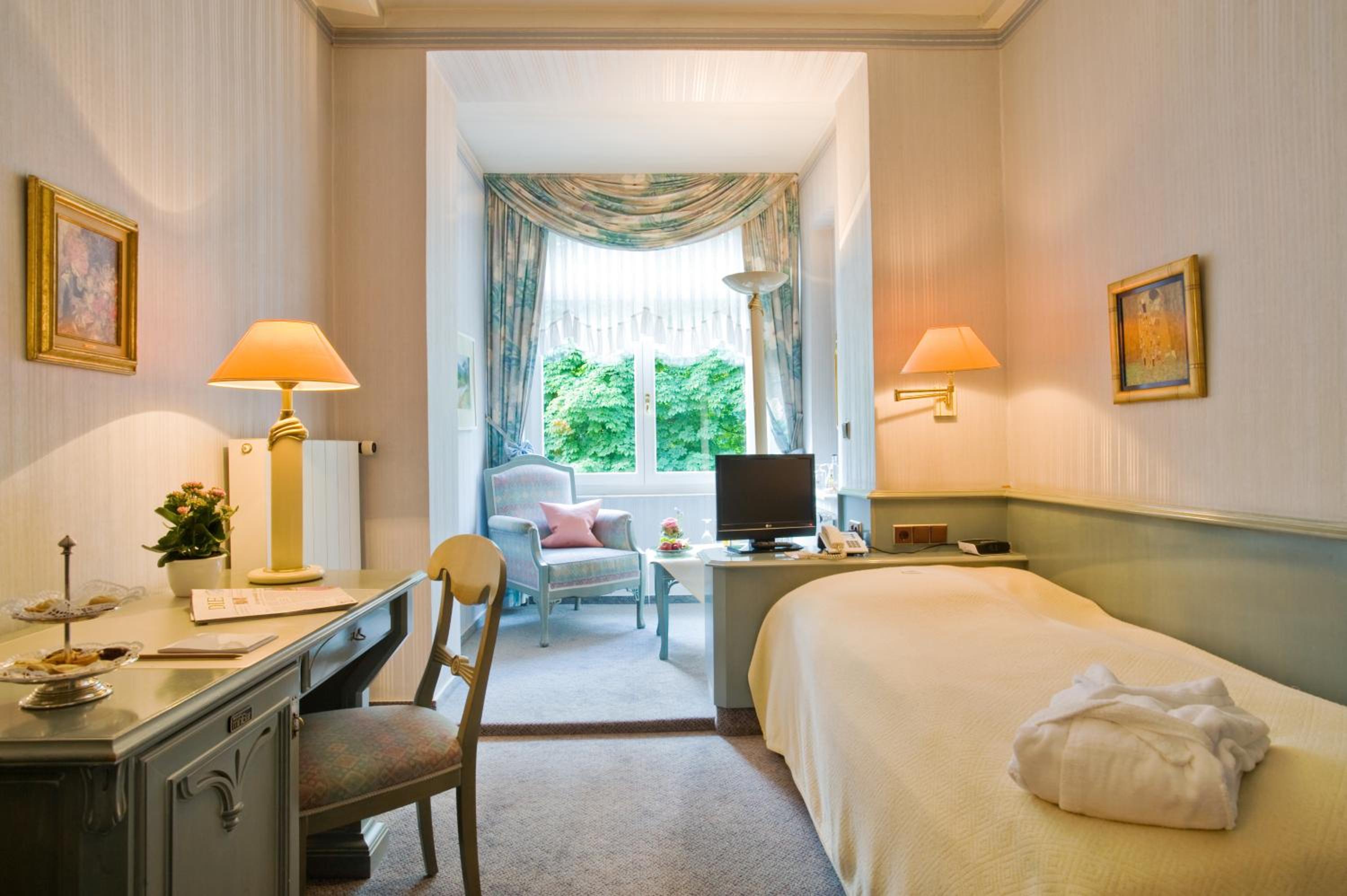 Single Room photo 2
