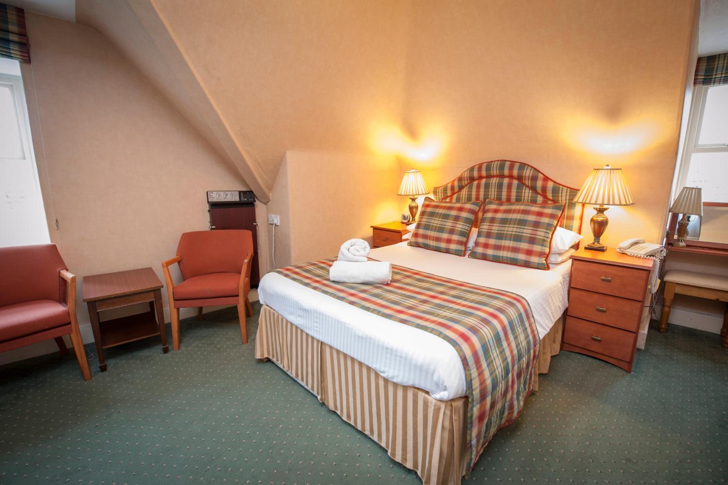 Standard Double Room - Photo 3