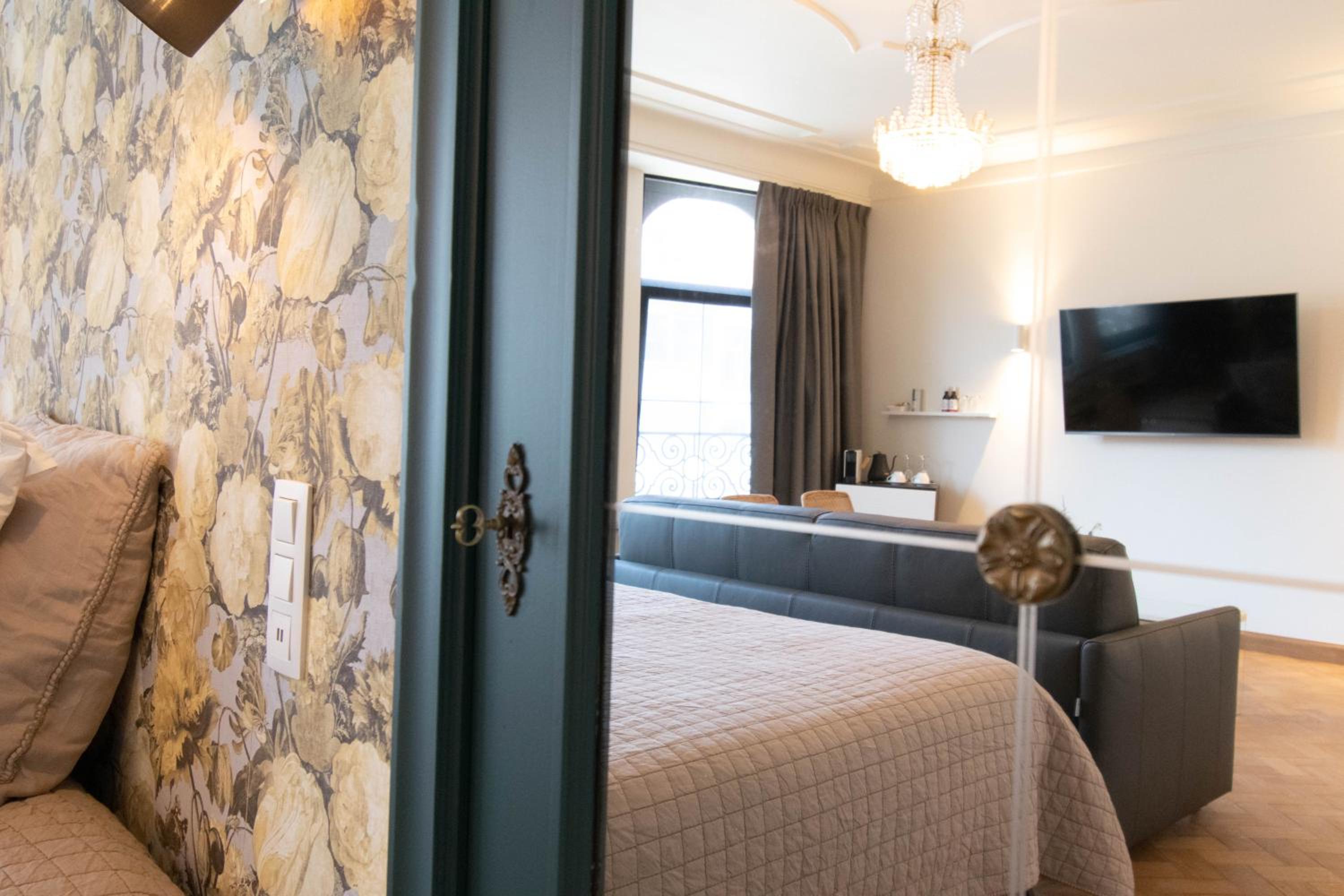 Deluxe Junior Suite