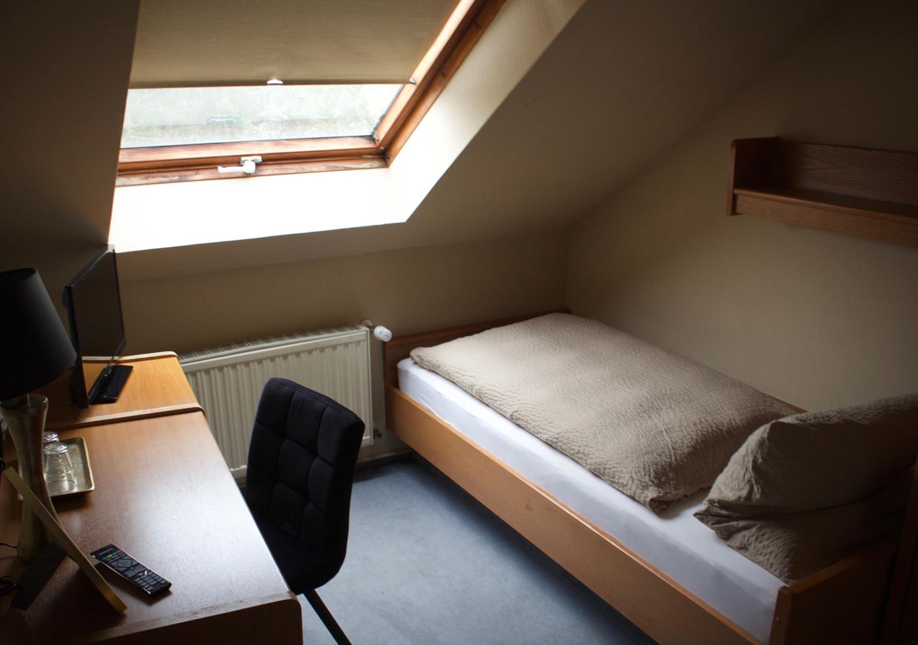Single Room photo 3