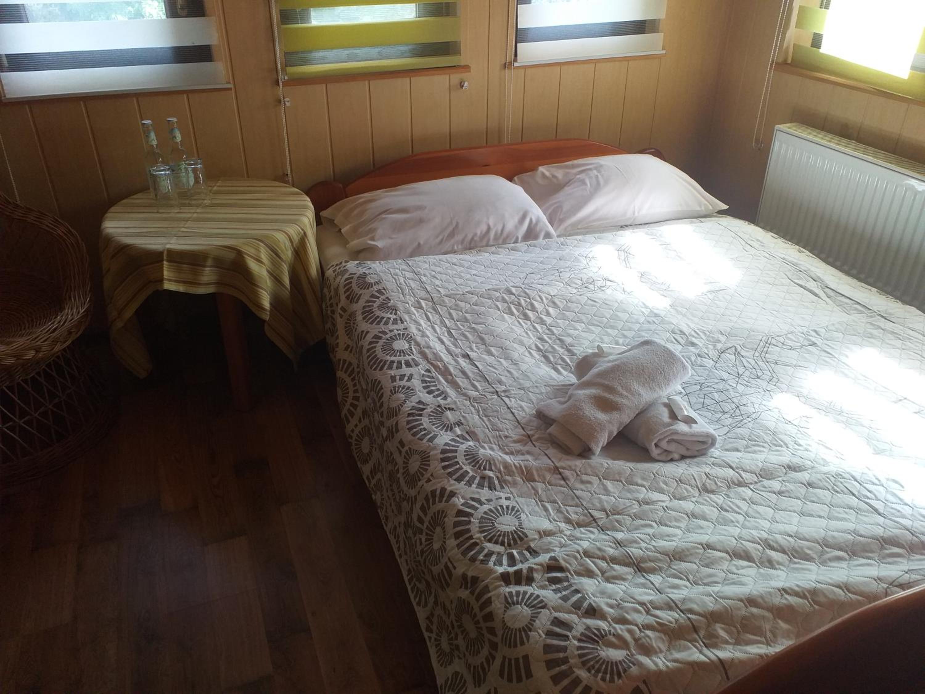 Economy Double Room photo 1