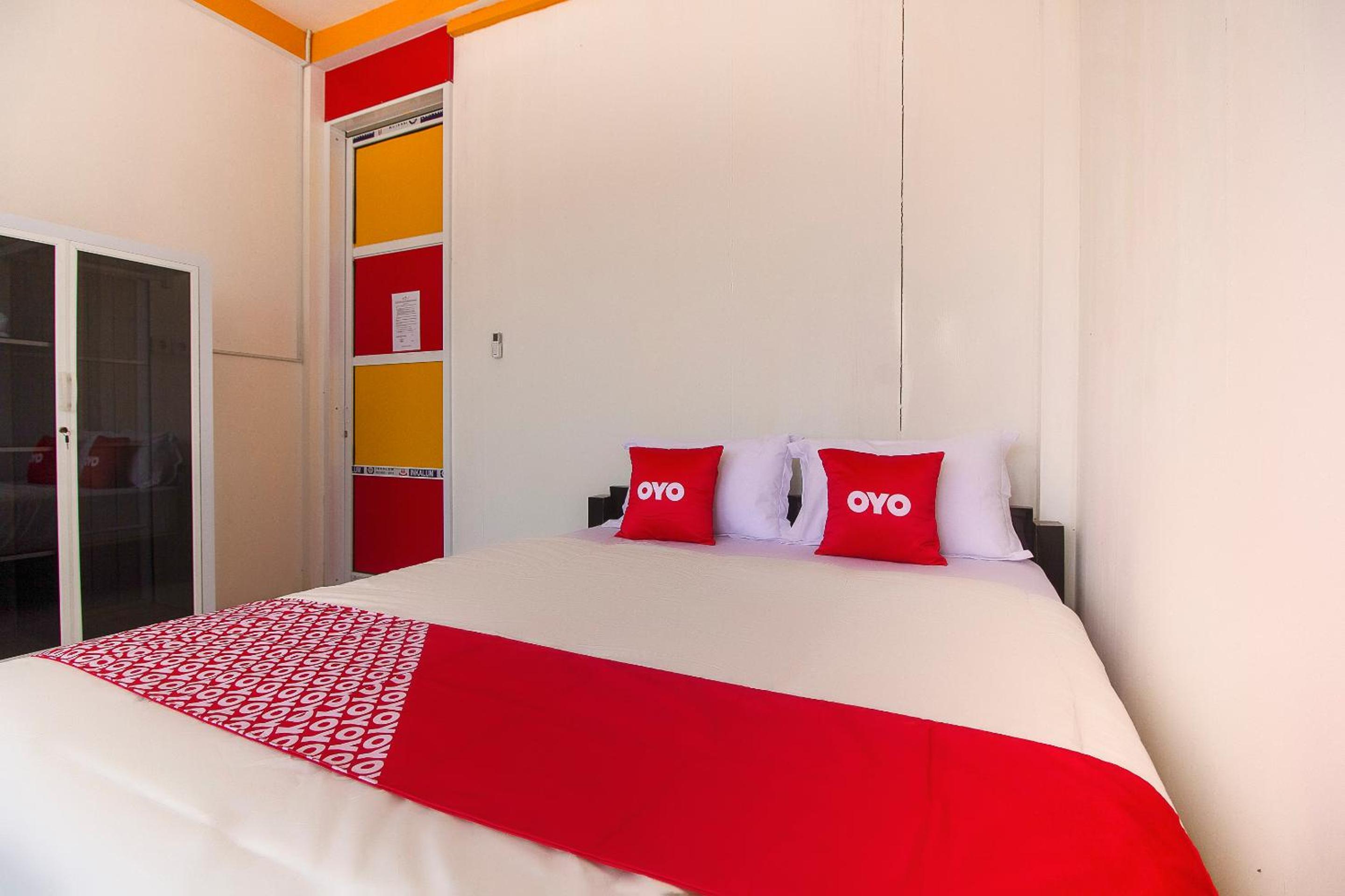 Standard Double Room - Photo 16