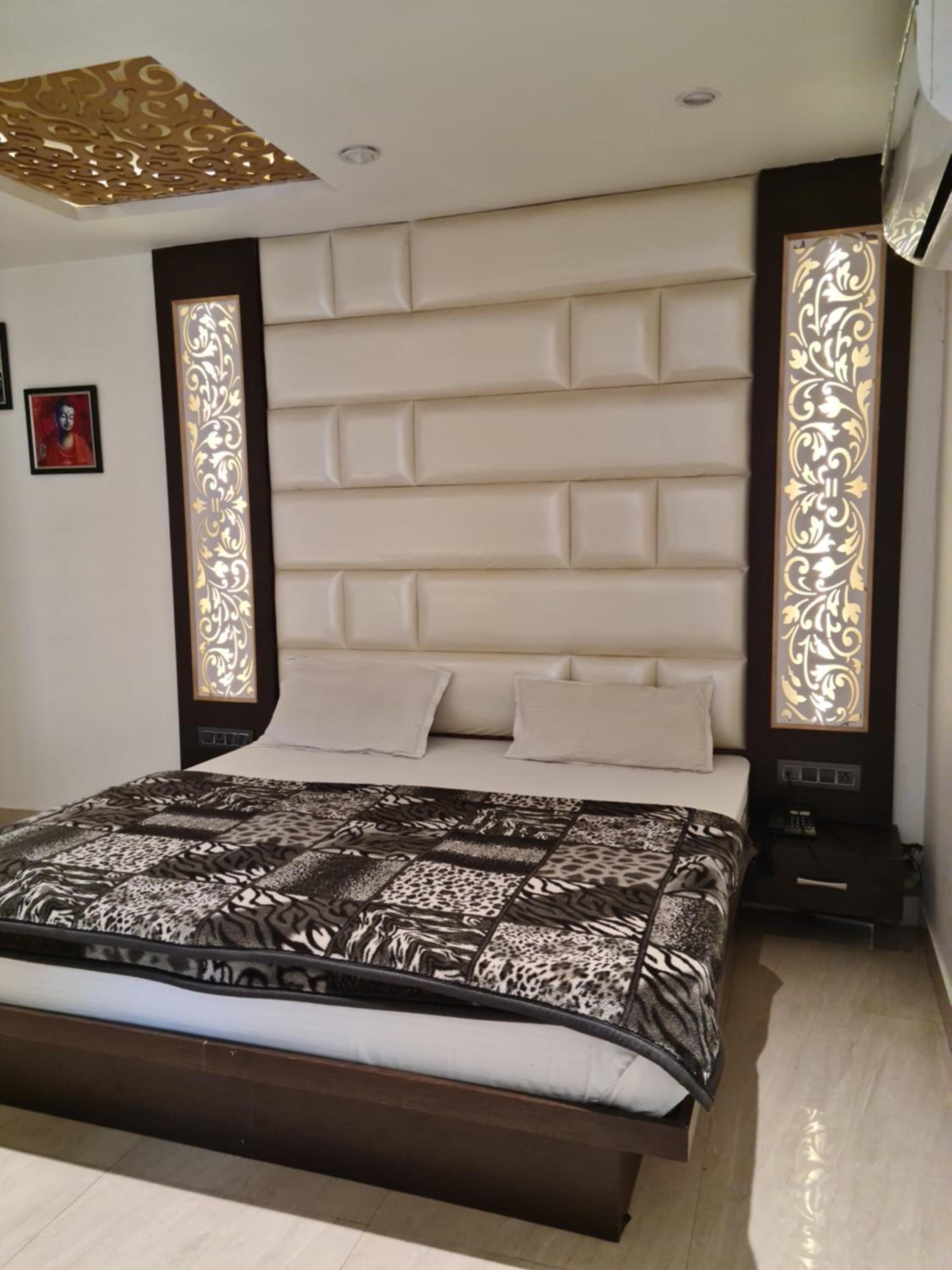 Super Deluxe Double Room