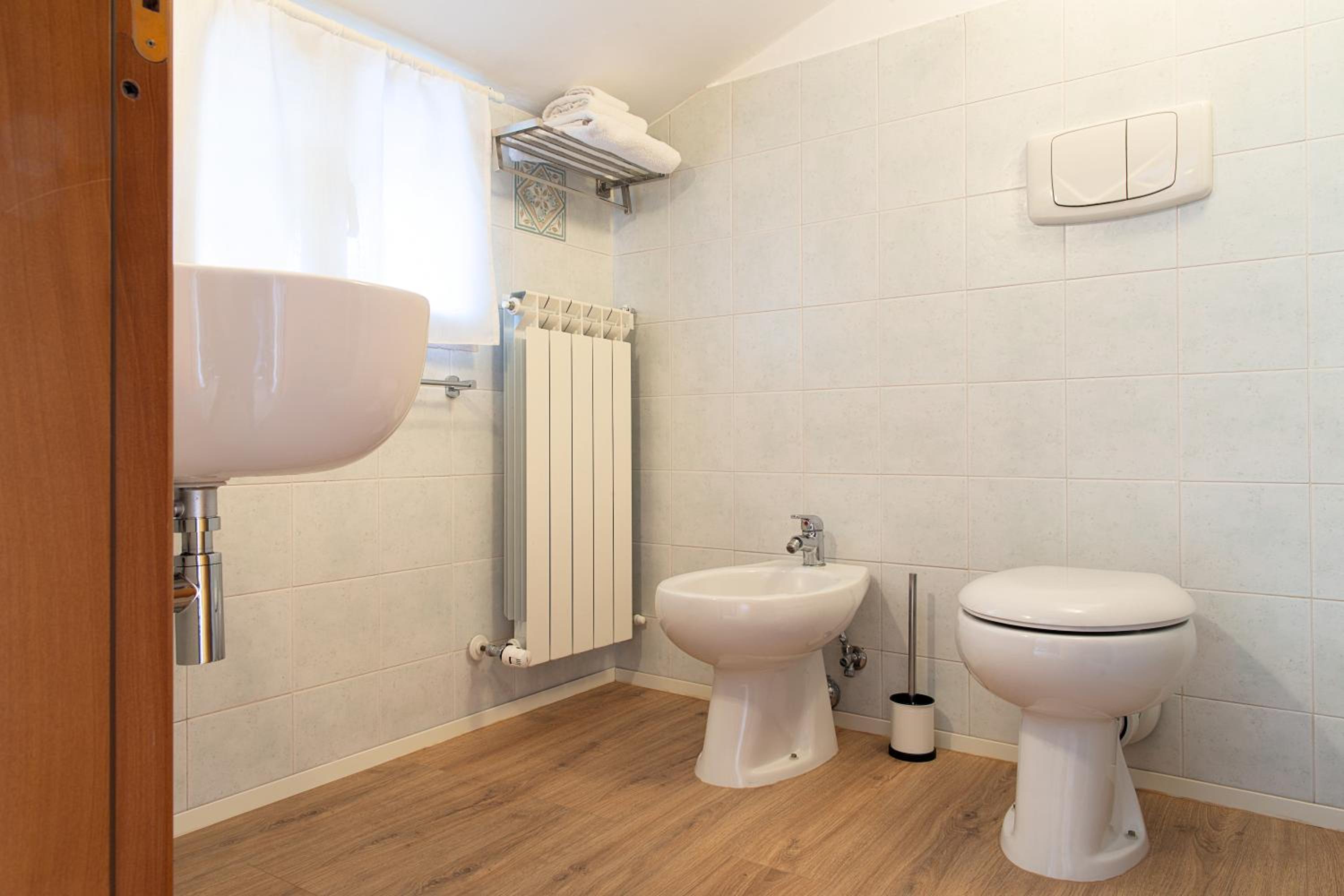 Double Room with Private Bathroom photo 2