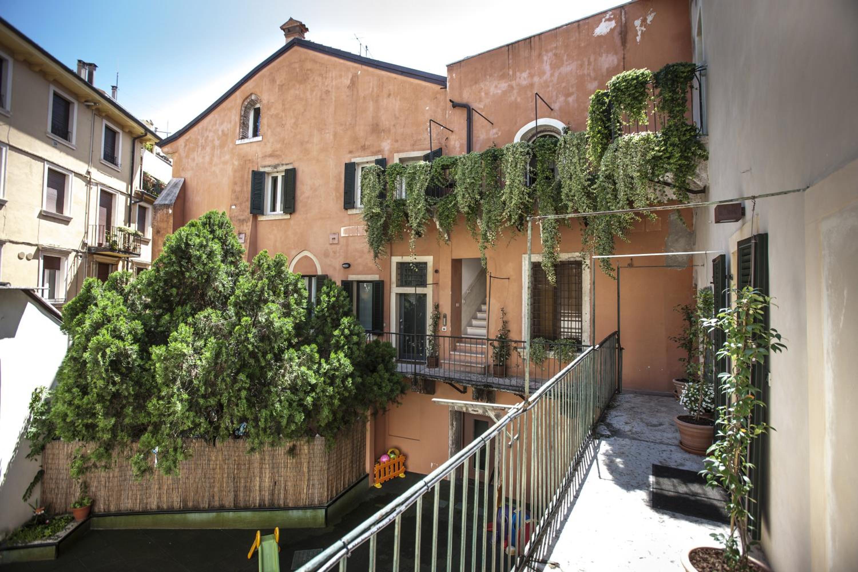One-Bedroom Apartment - Shakespear House - Via Dietro Filippini 2, photo 6