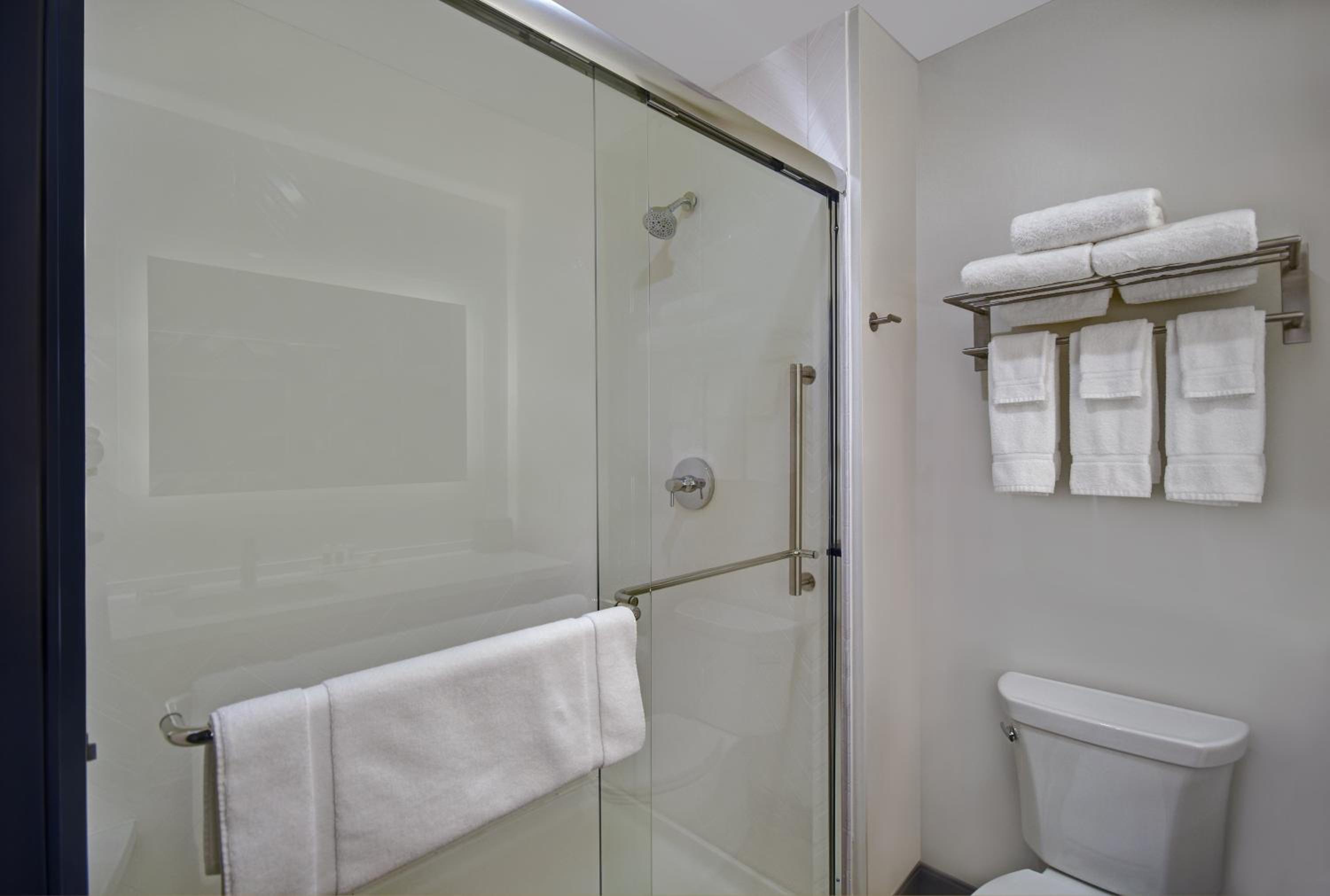 Standard King Room - Photo 3