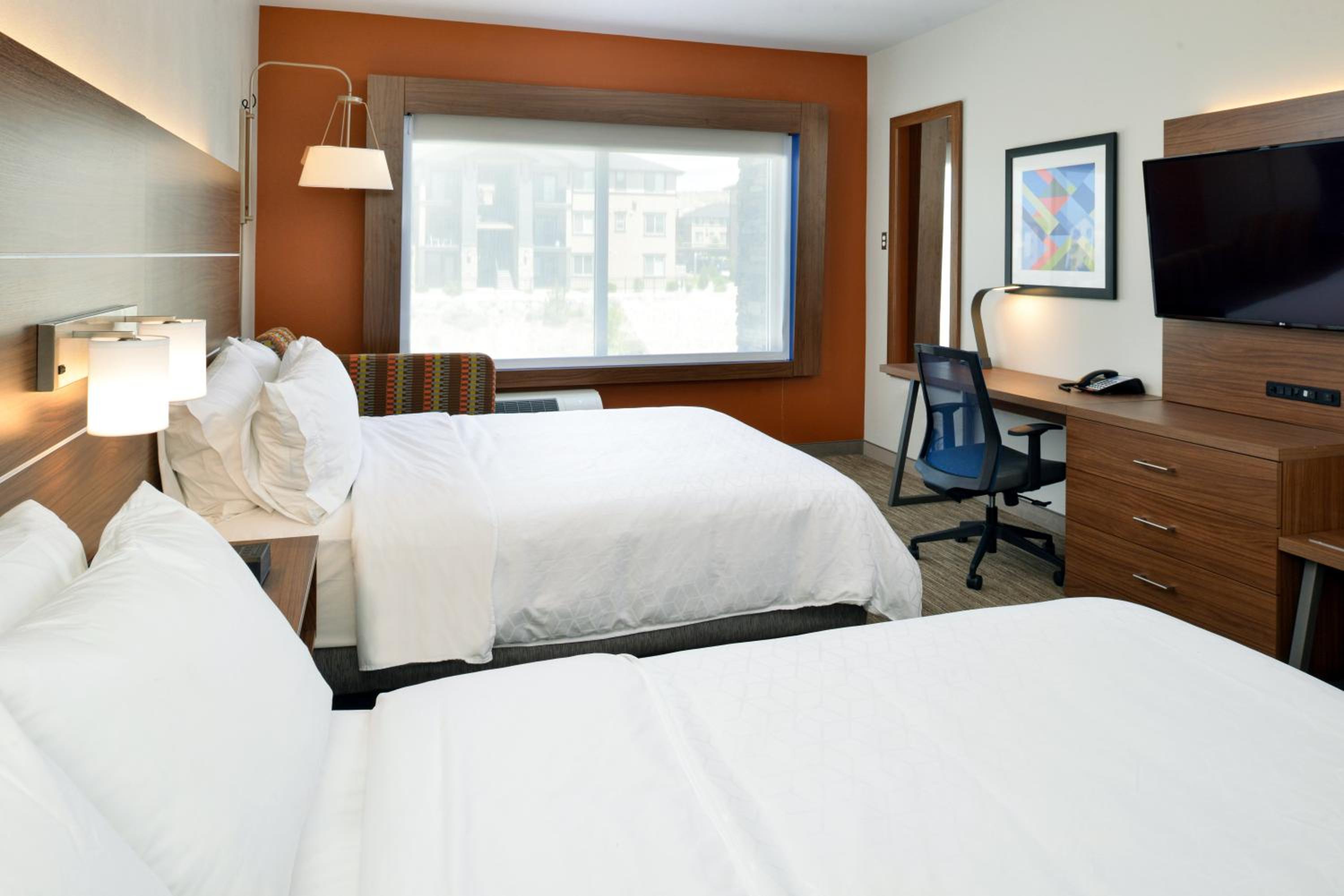 Standard Queen Room with Two Queen Beds - Photo 1
