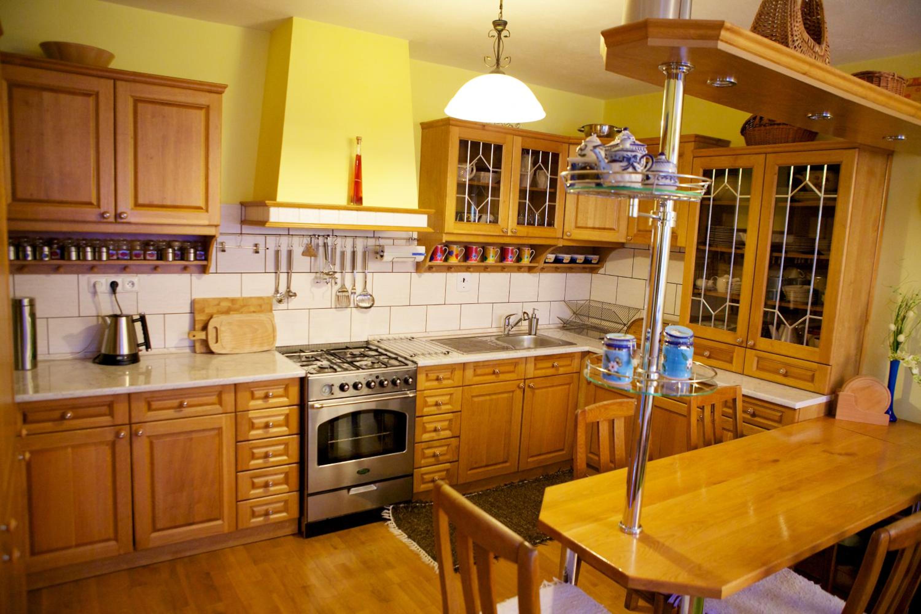 Two-Bedroom Apartment with Balcony photo 3