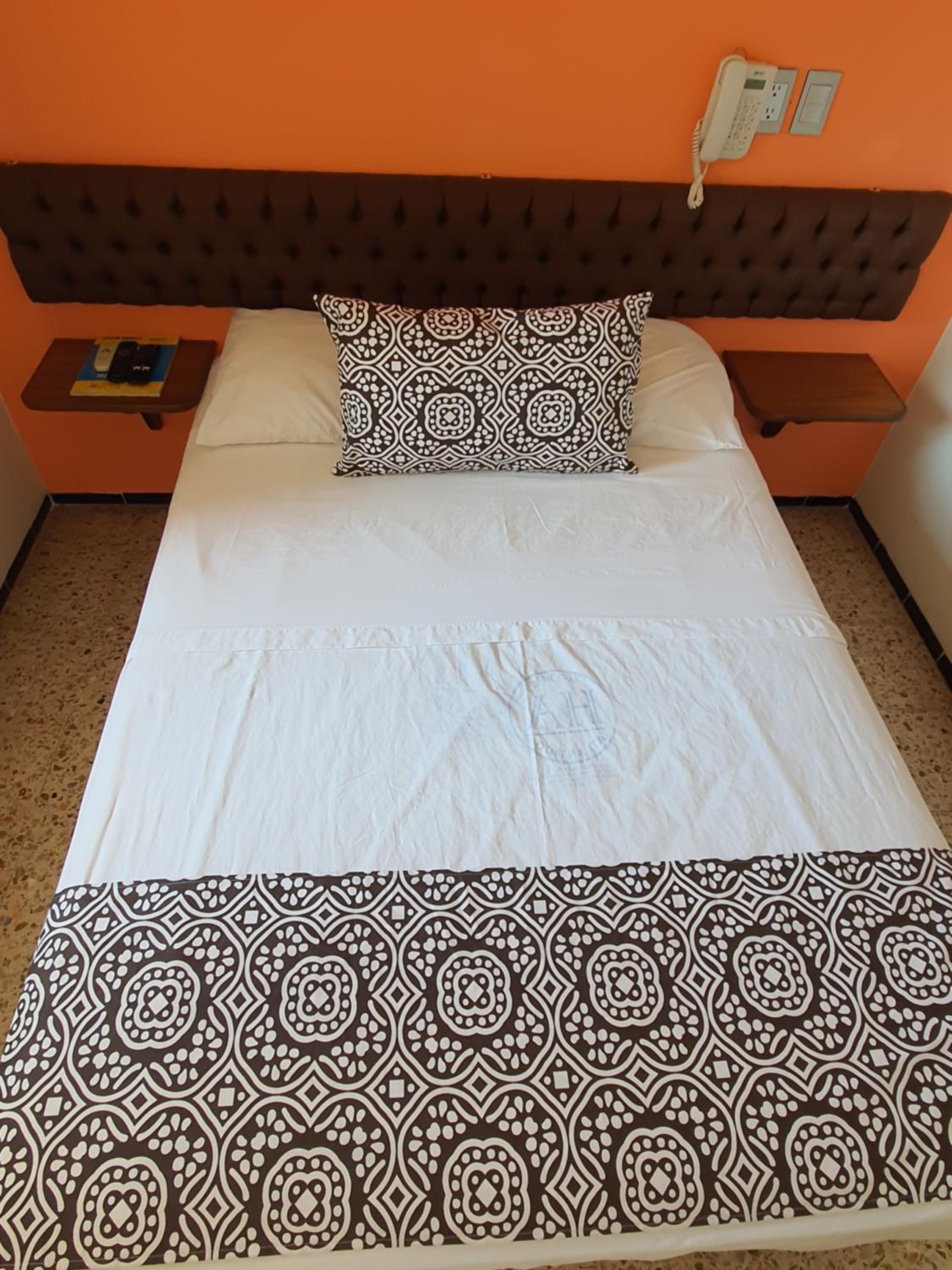Double Room - Photo 4