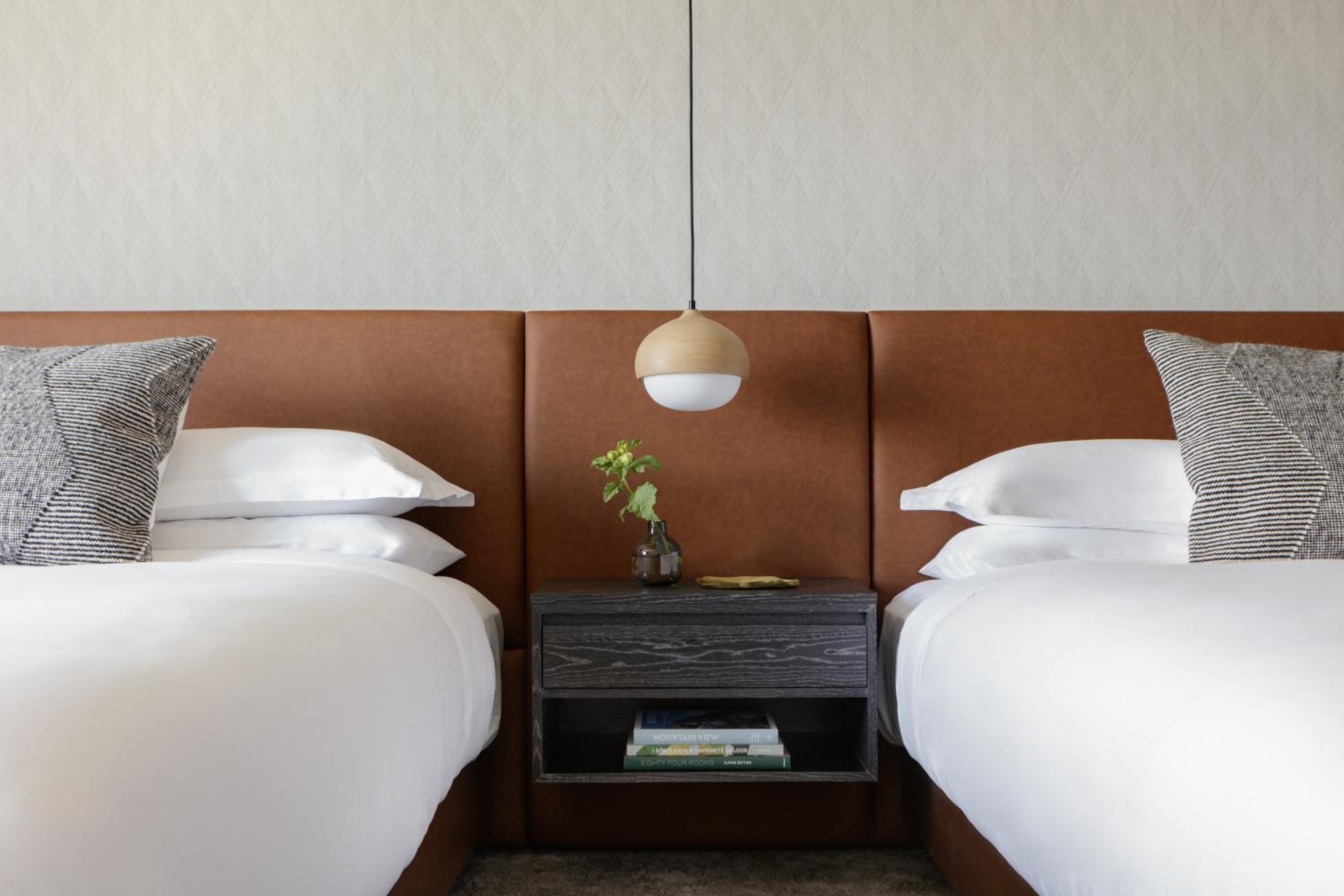 Queen Room with Two Queen Beds and Downtown View - Photo 2