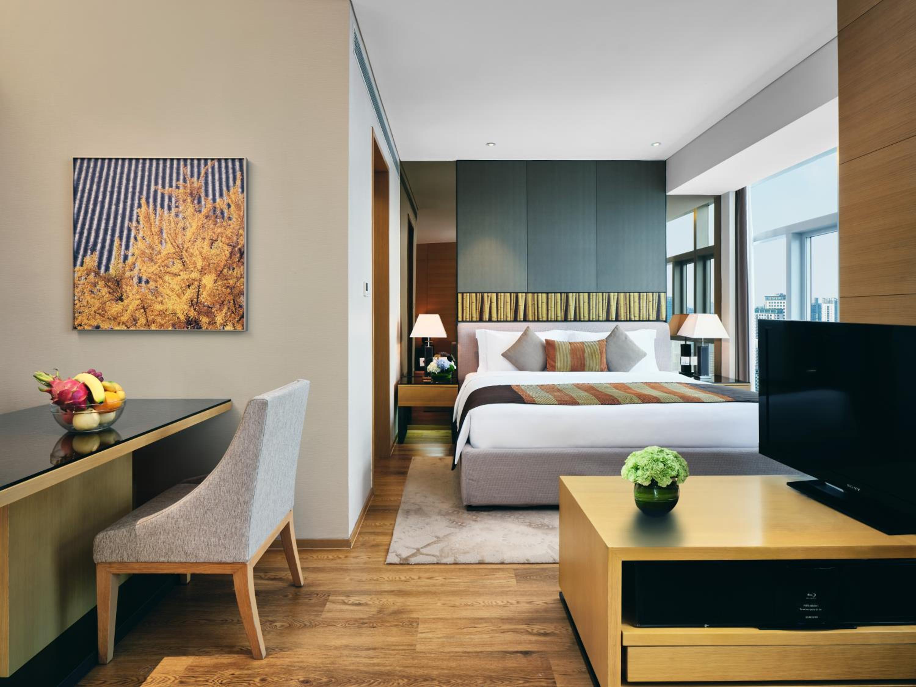 Deluxe Suite - Photo 2