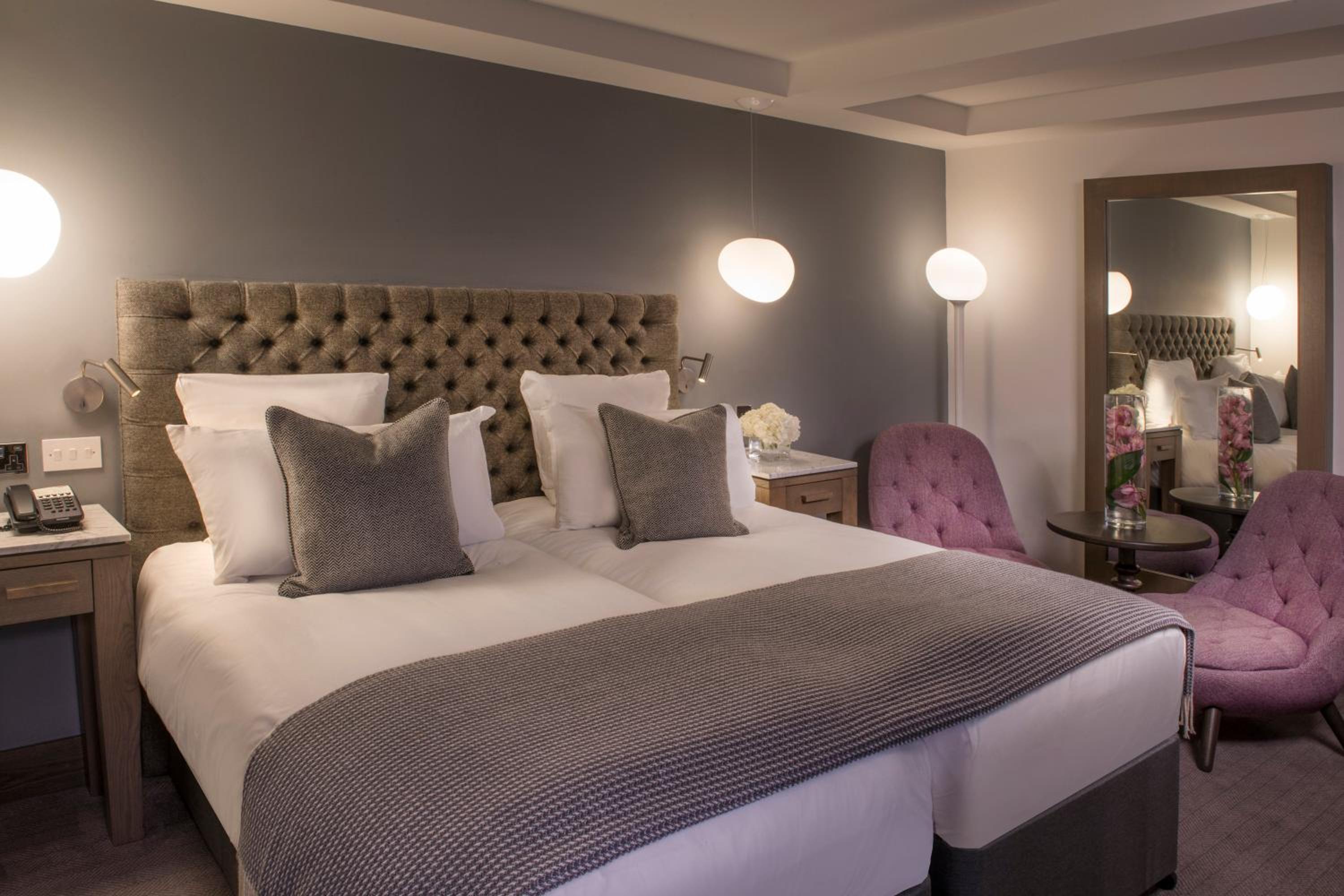 Premium Twin Room - Photo 2