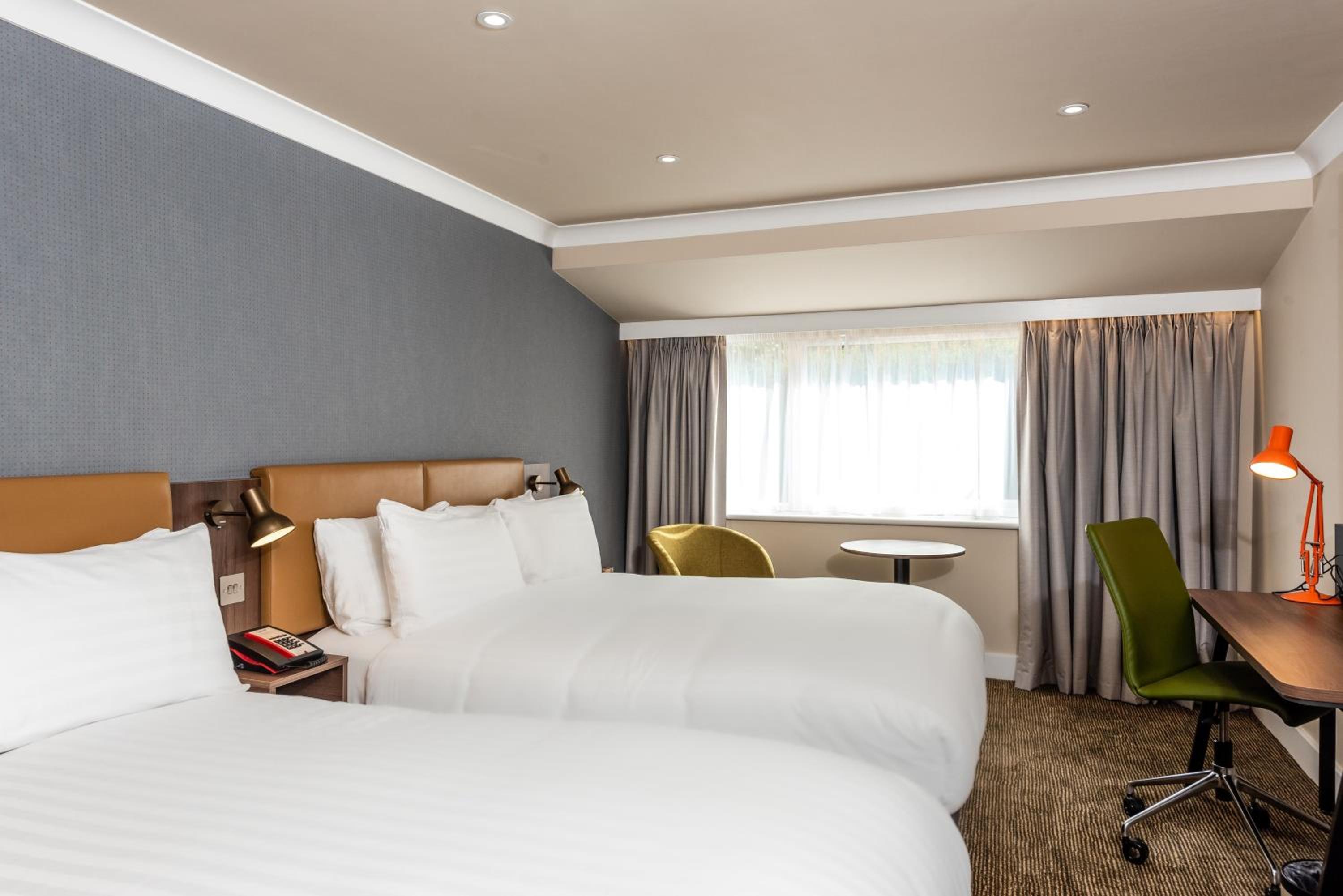 Standard Double Room with Two Double Beds - Photo 4