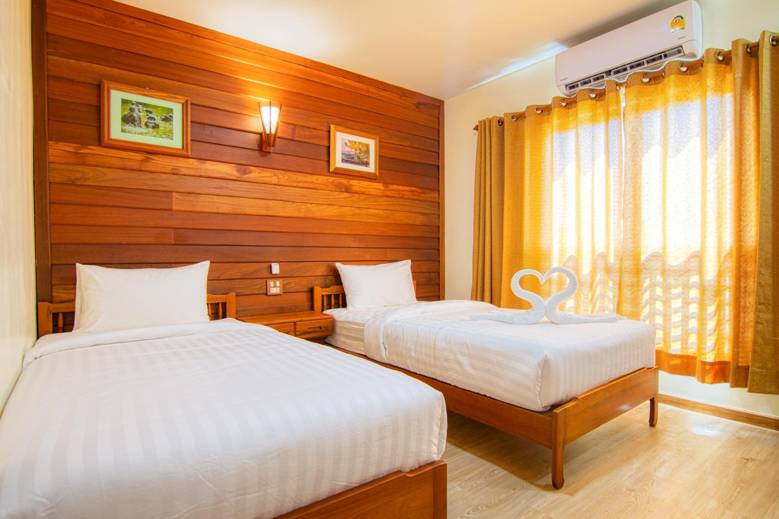 Superior Twin Room - Photo 1