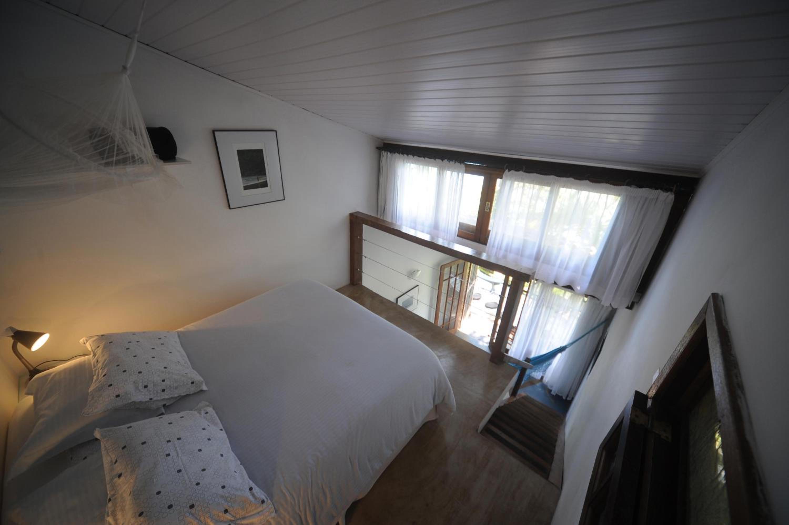 Standard Suite - Photo 15