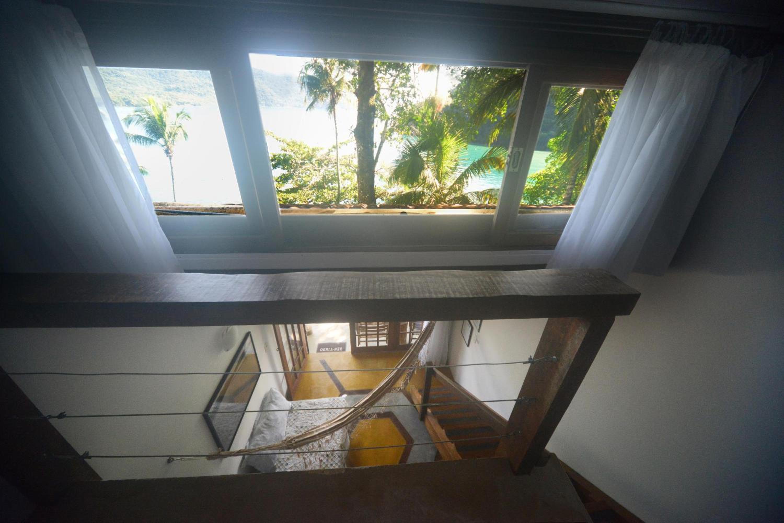 Standard Suite - Photo 16