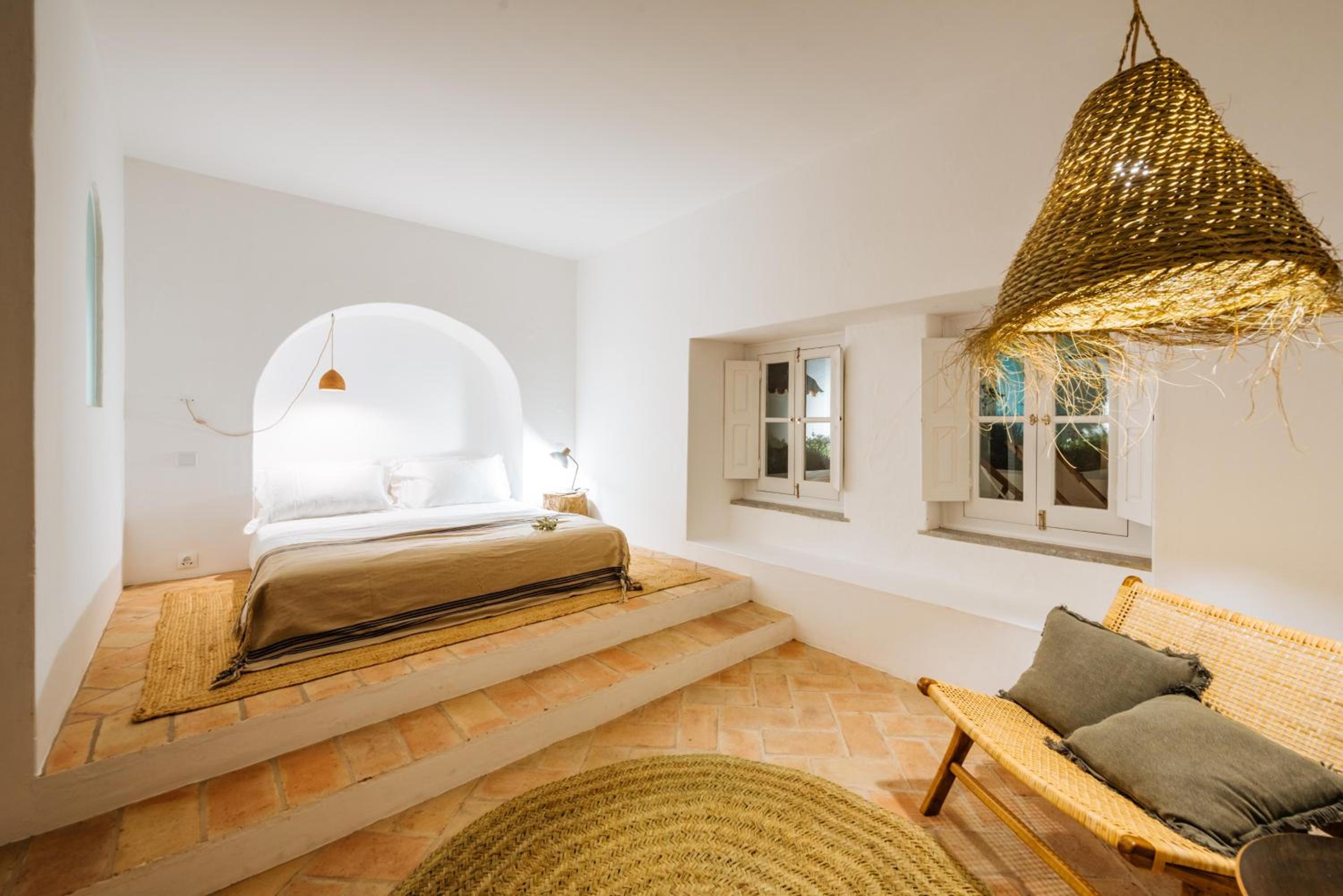 Large Double Room - Photo 1