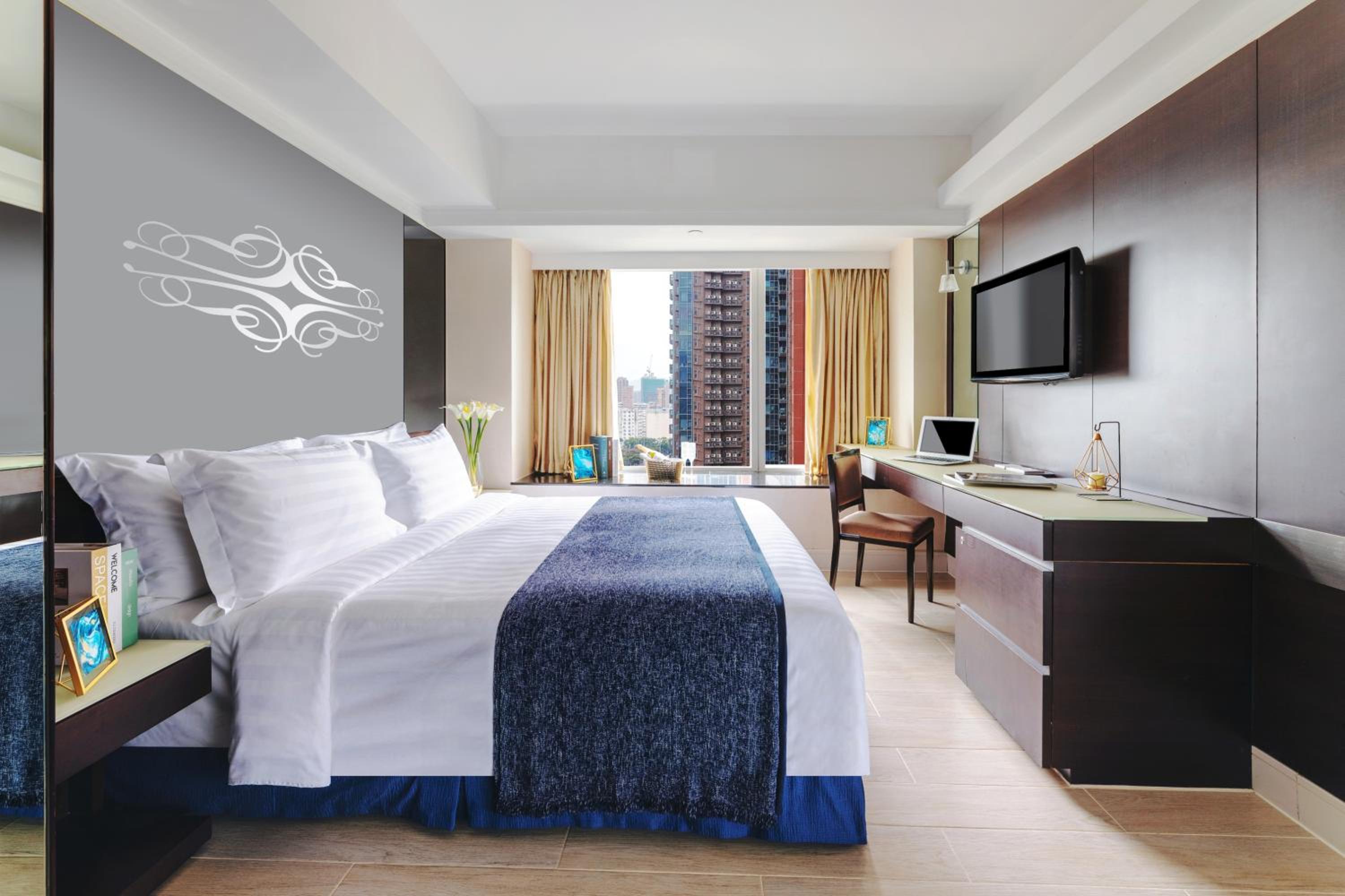 Adjoining Superior Room photo 2
