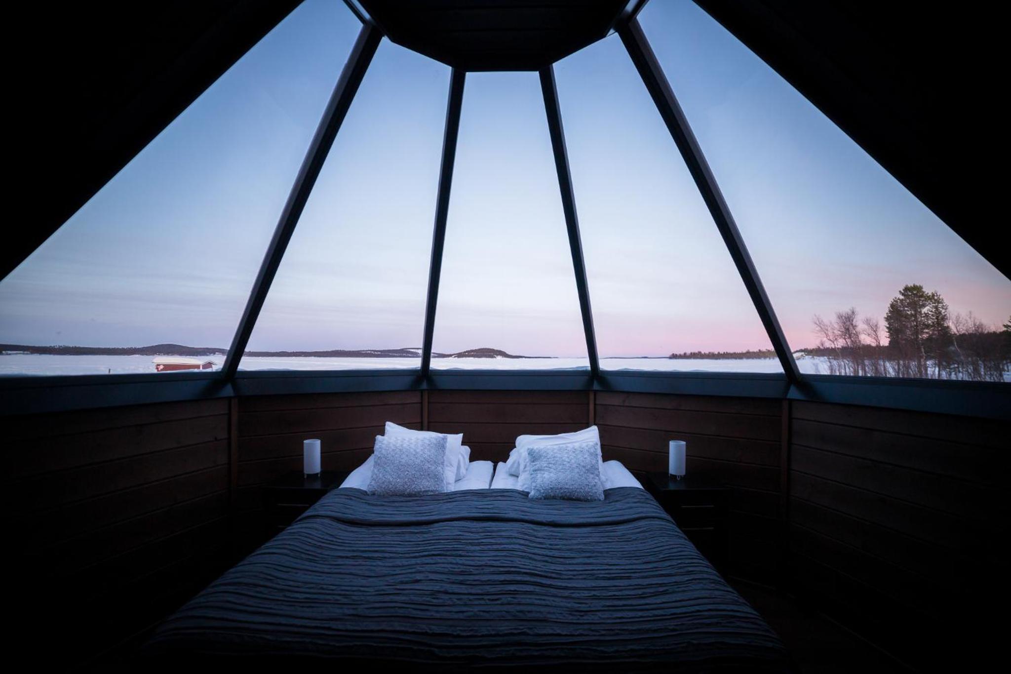 Aurora Hut photo 3