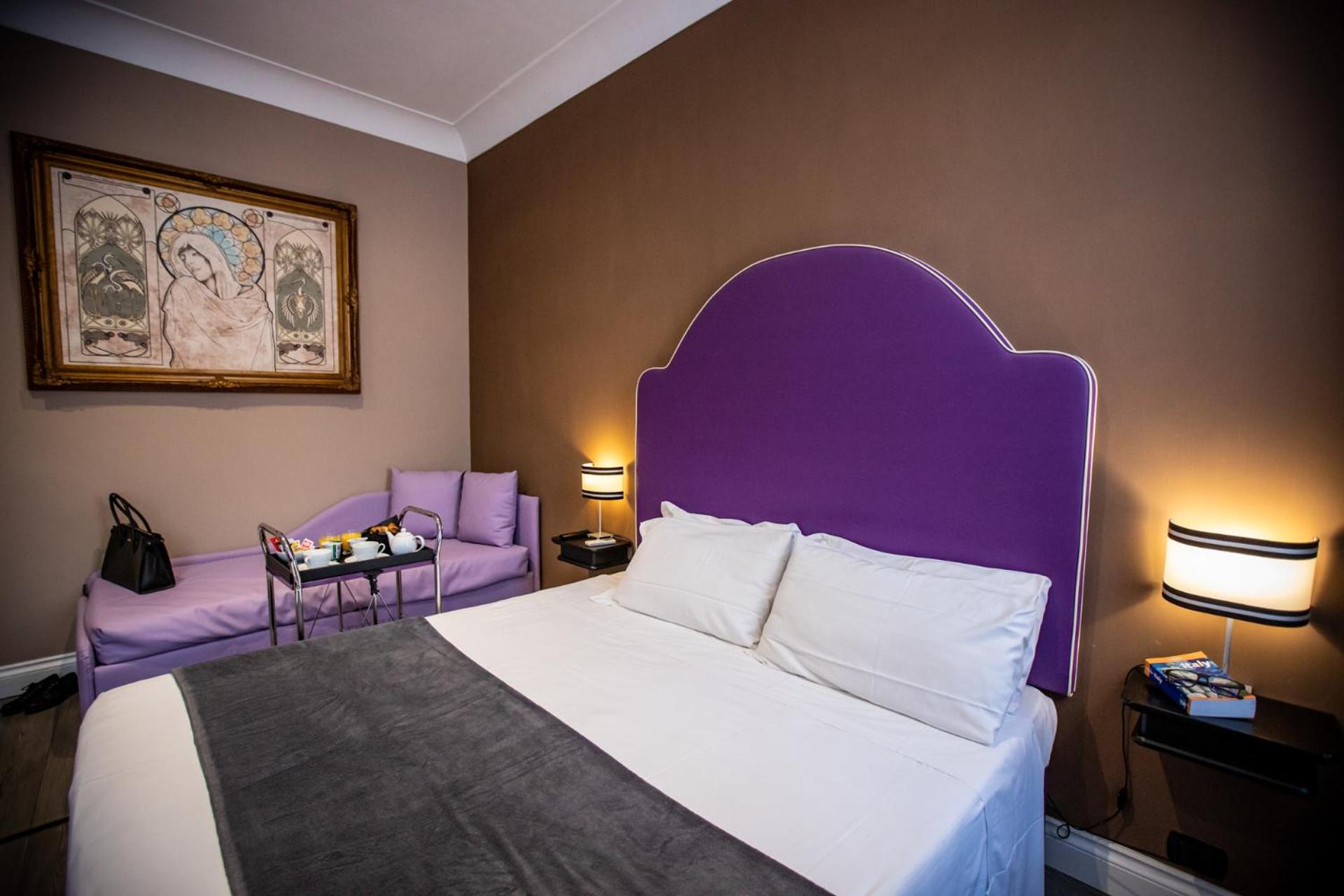 Deluxe Queen Room photo 2