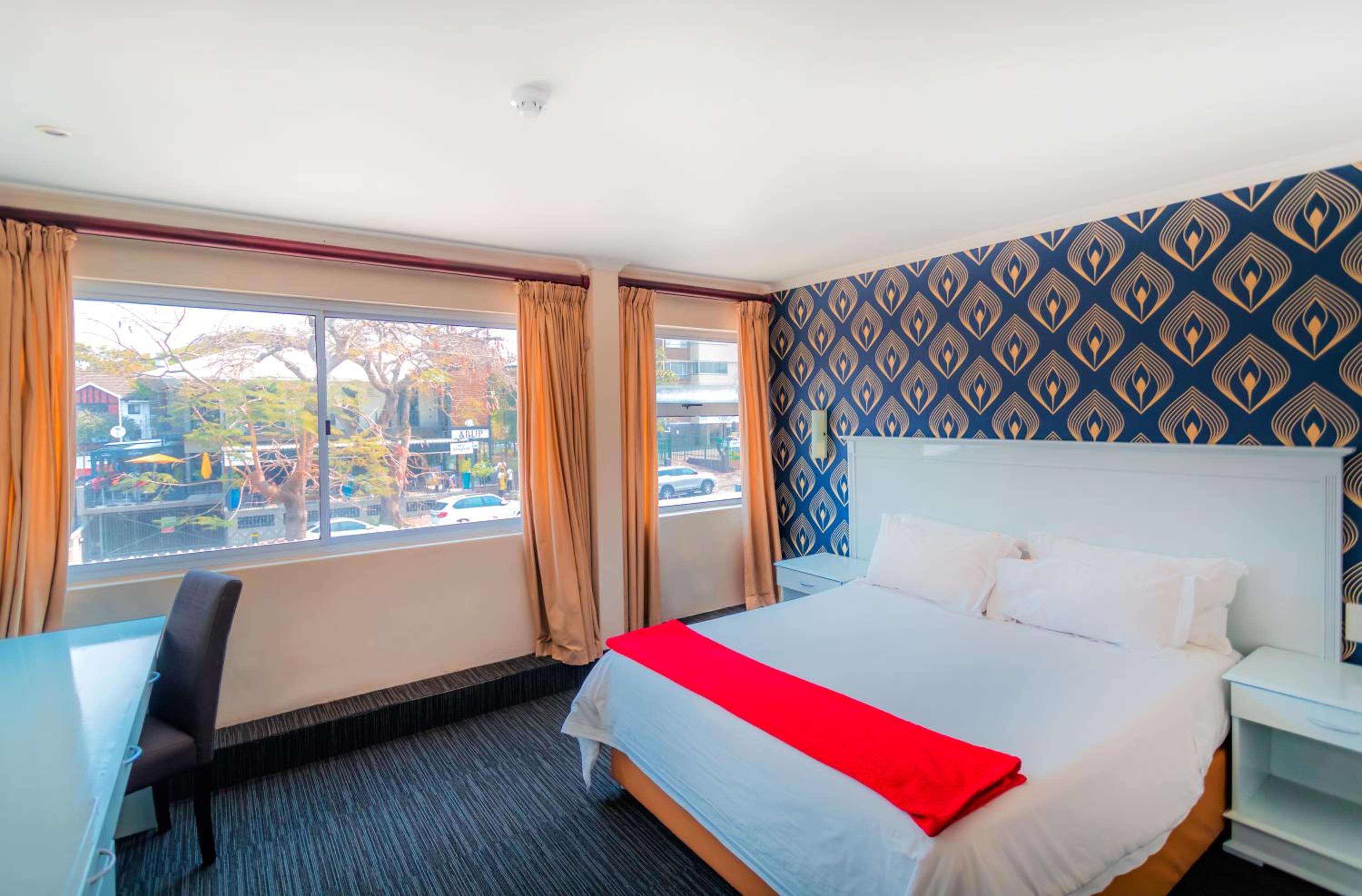 Double or Twin Room - Photo 13