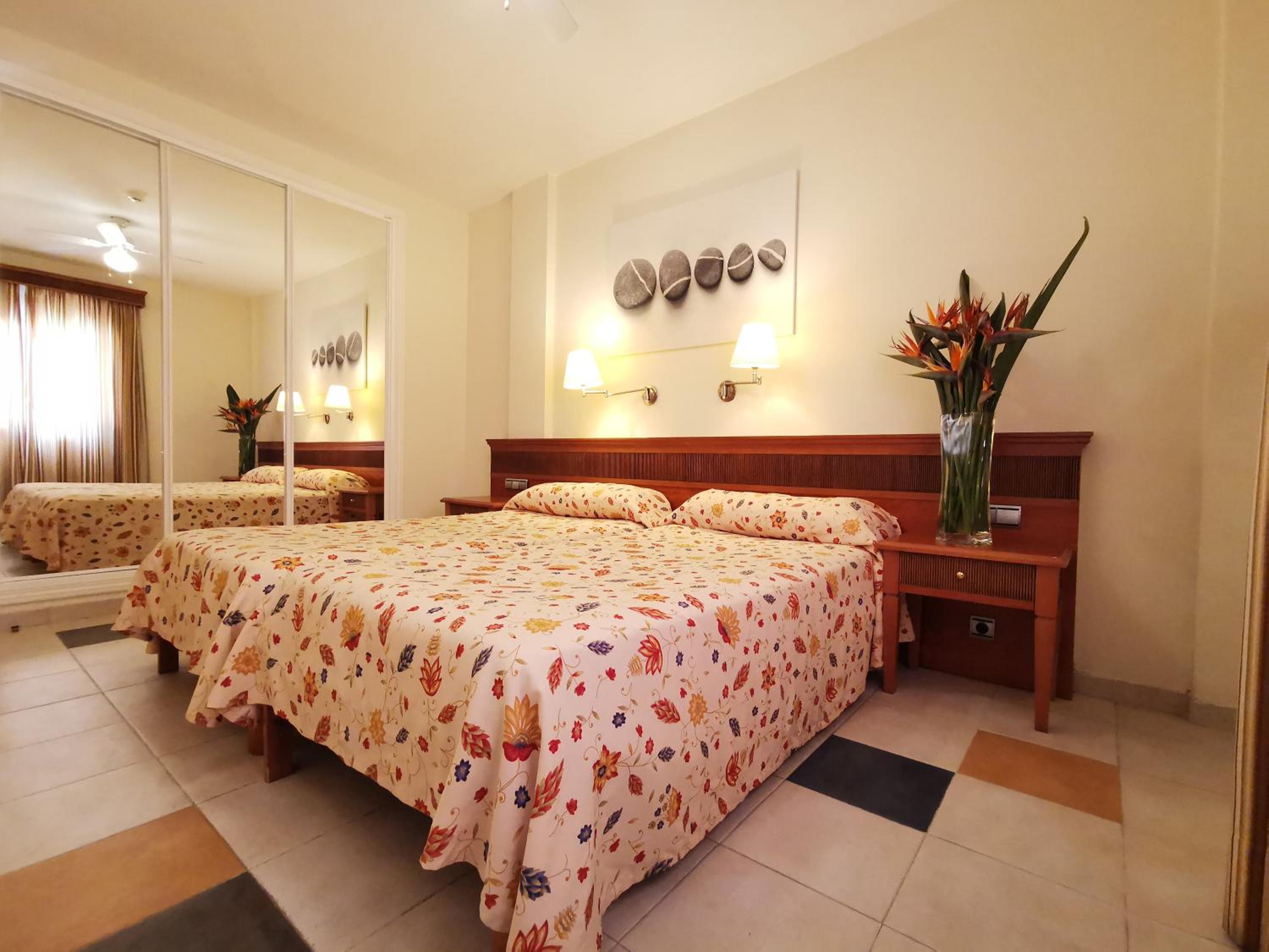 Standard Apartment - Photo 7