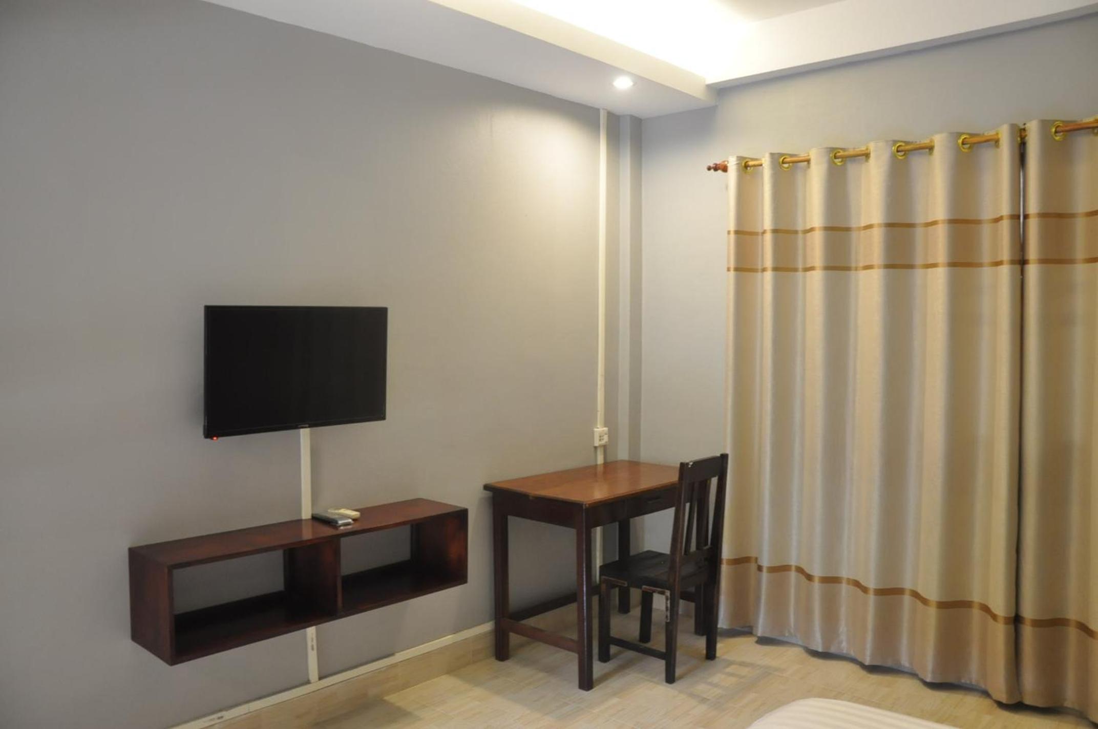 Deluxe Triple Room - Photo 4