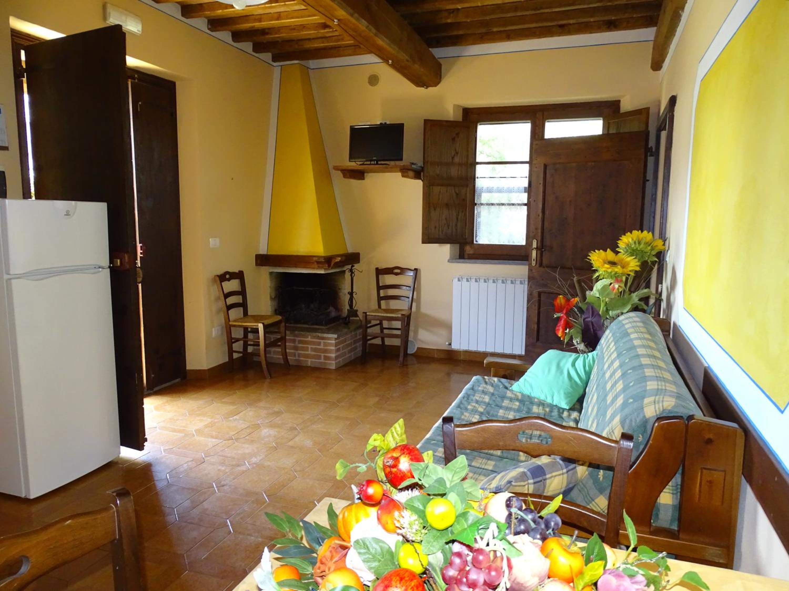 One-Bedroom Apartment - Photo 16