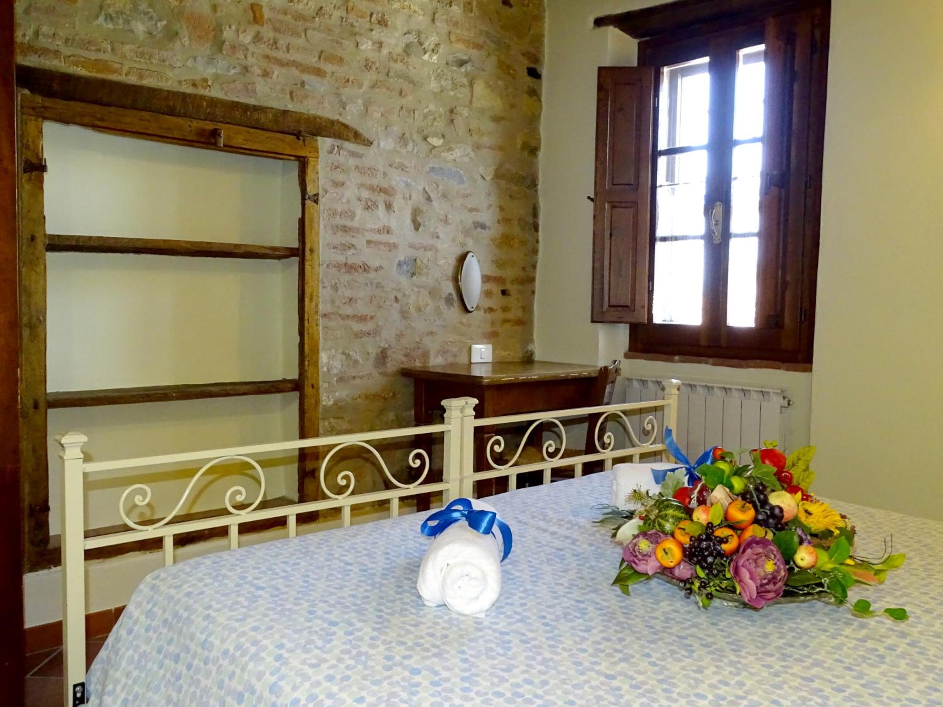 Two-Bedroom Apartment - Photo 30