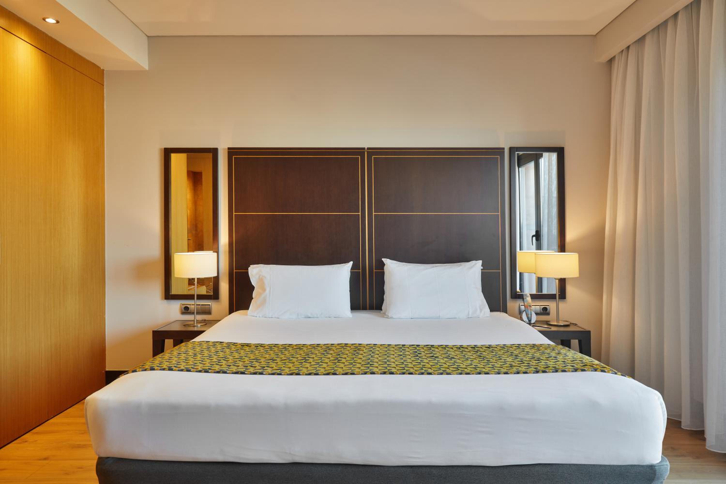 Double or Twin Room with Extra Bed photo 3