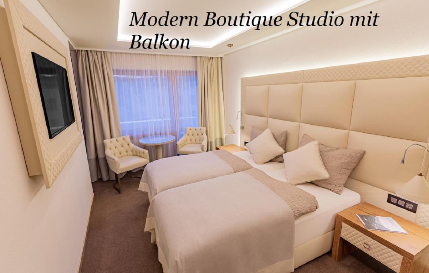 Double Room with Balcony photo 2