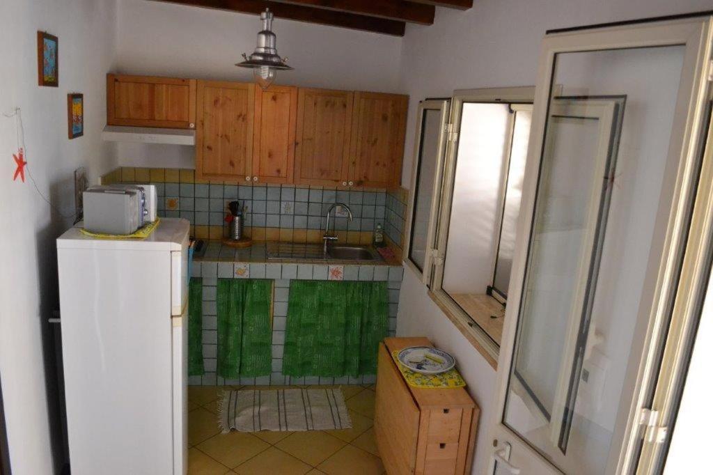 Two-Bedroom House photo 3