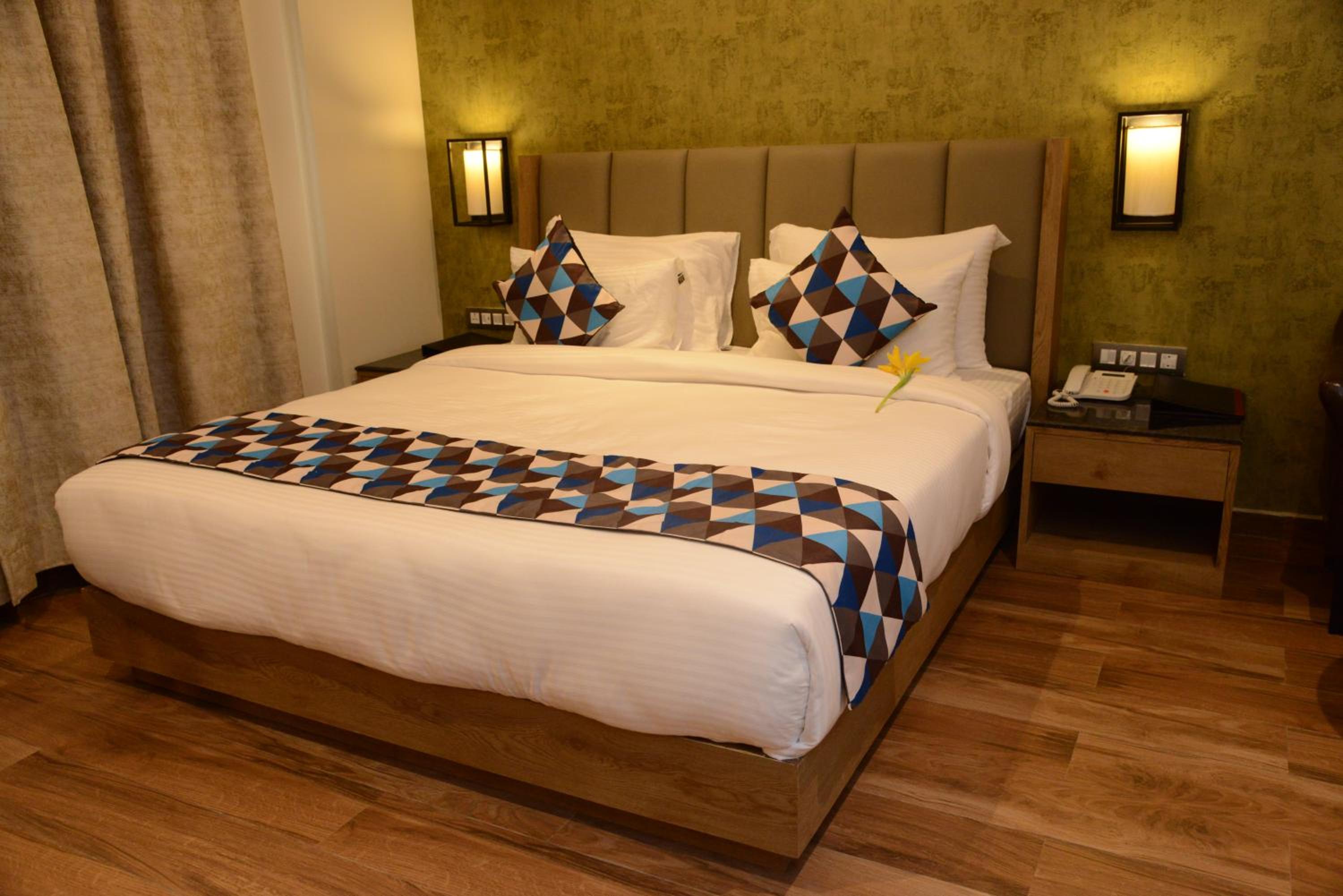 Deluxe Room - Photo 2