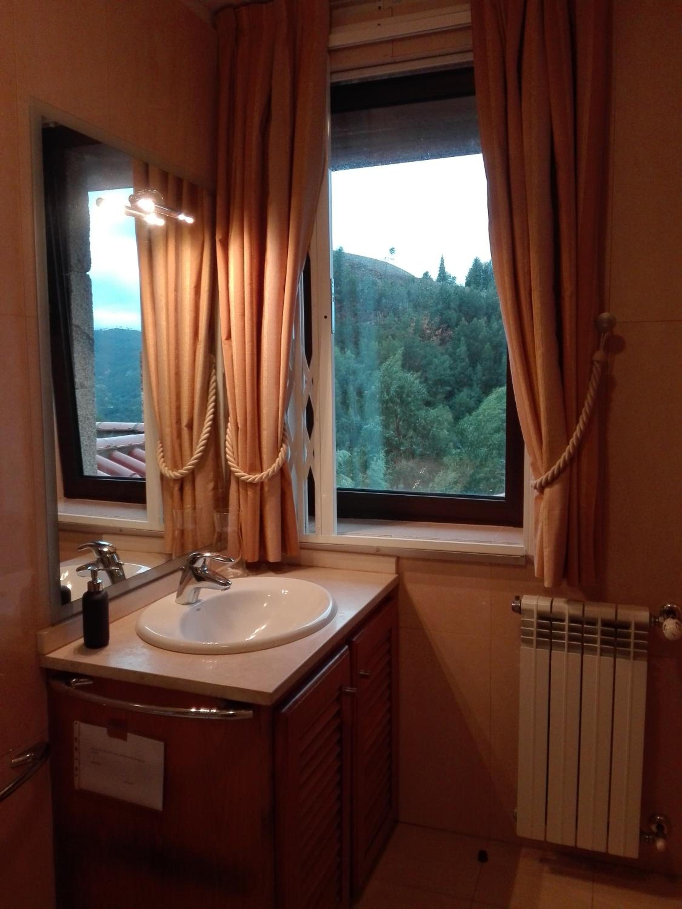 Four-Bedroom House photo 1
