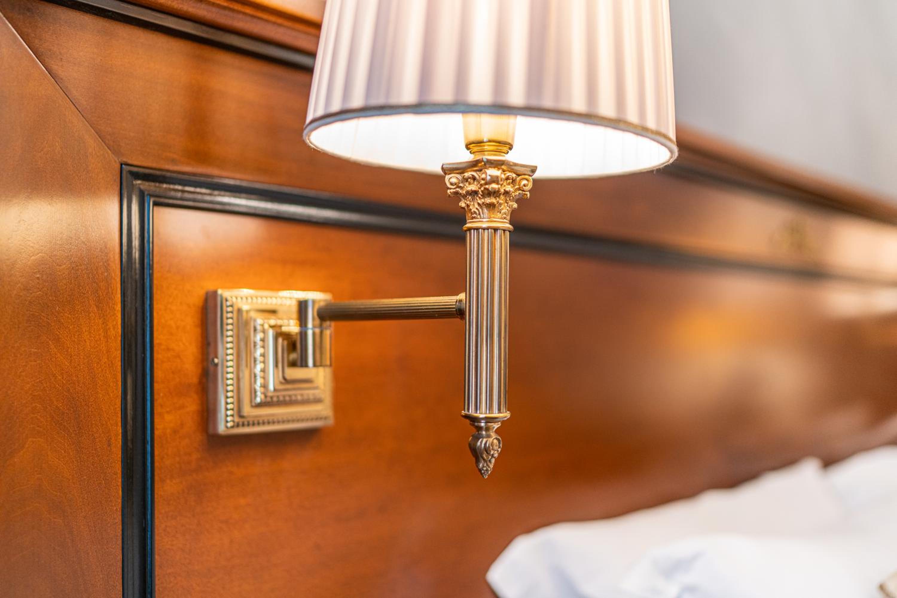 Double or Twin Room - Photo 4