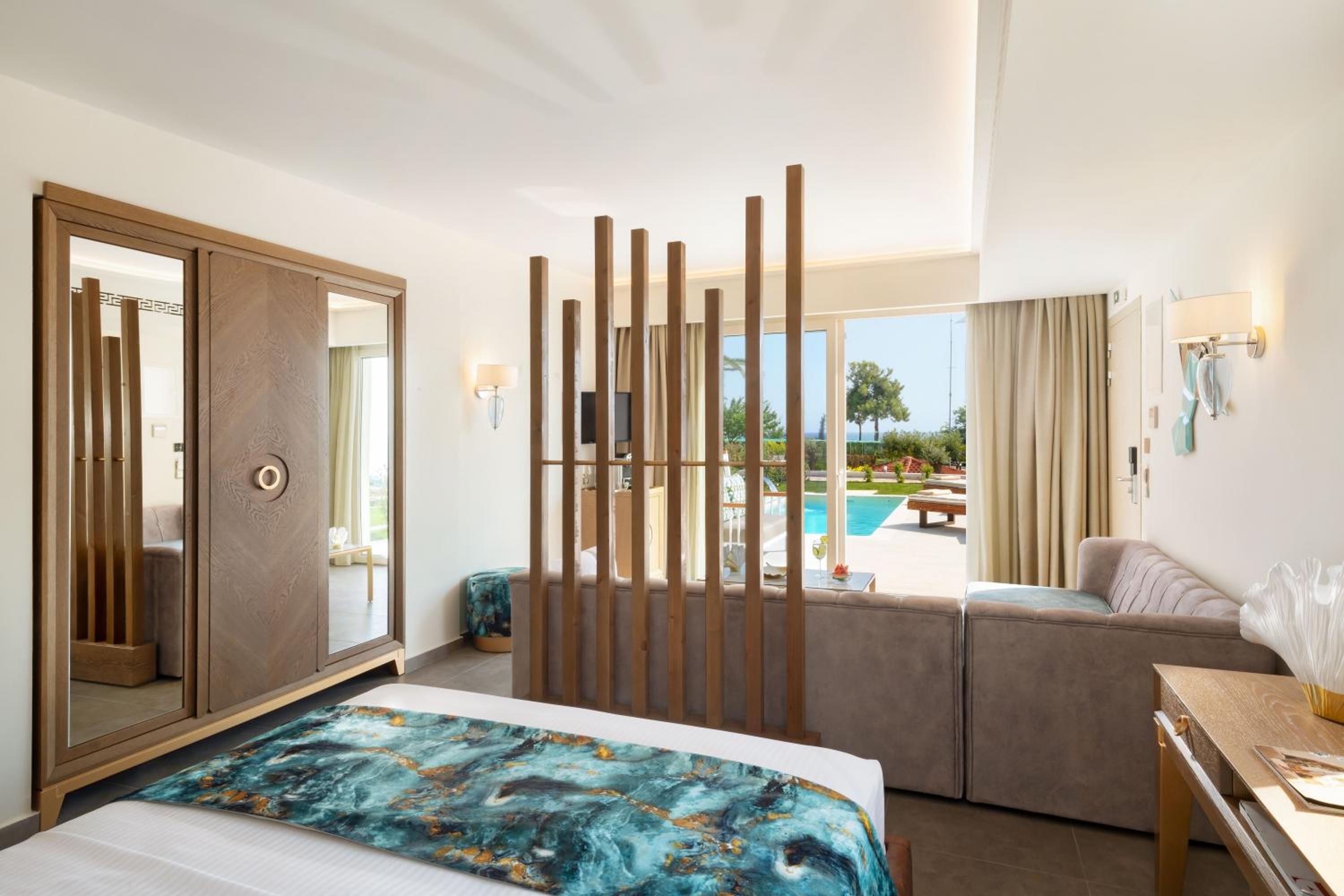 Grand Suite with Sea View and Private Pool