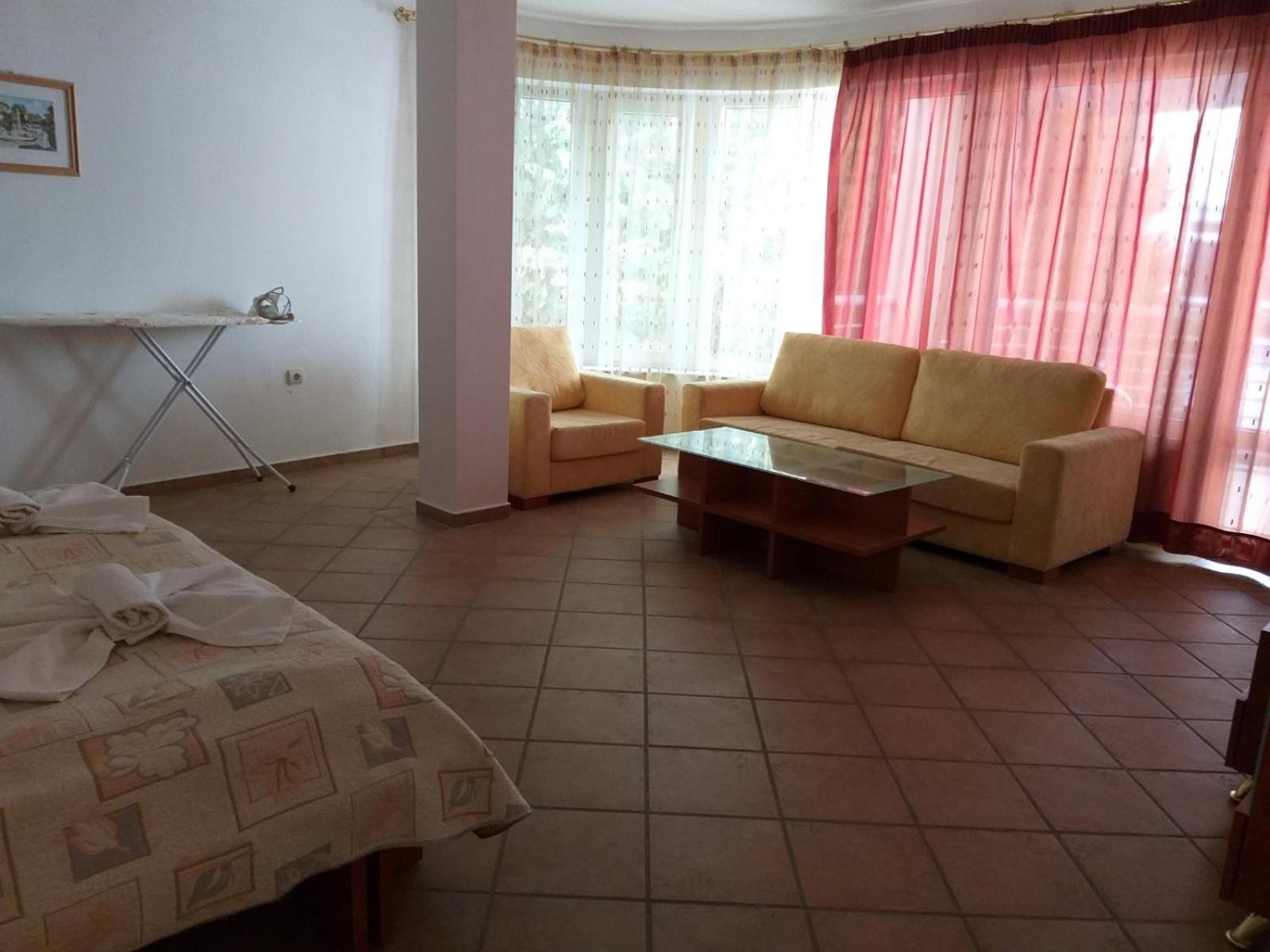 Apartment with Terrace photo 1
