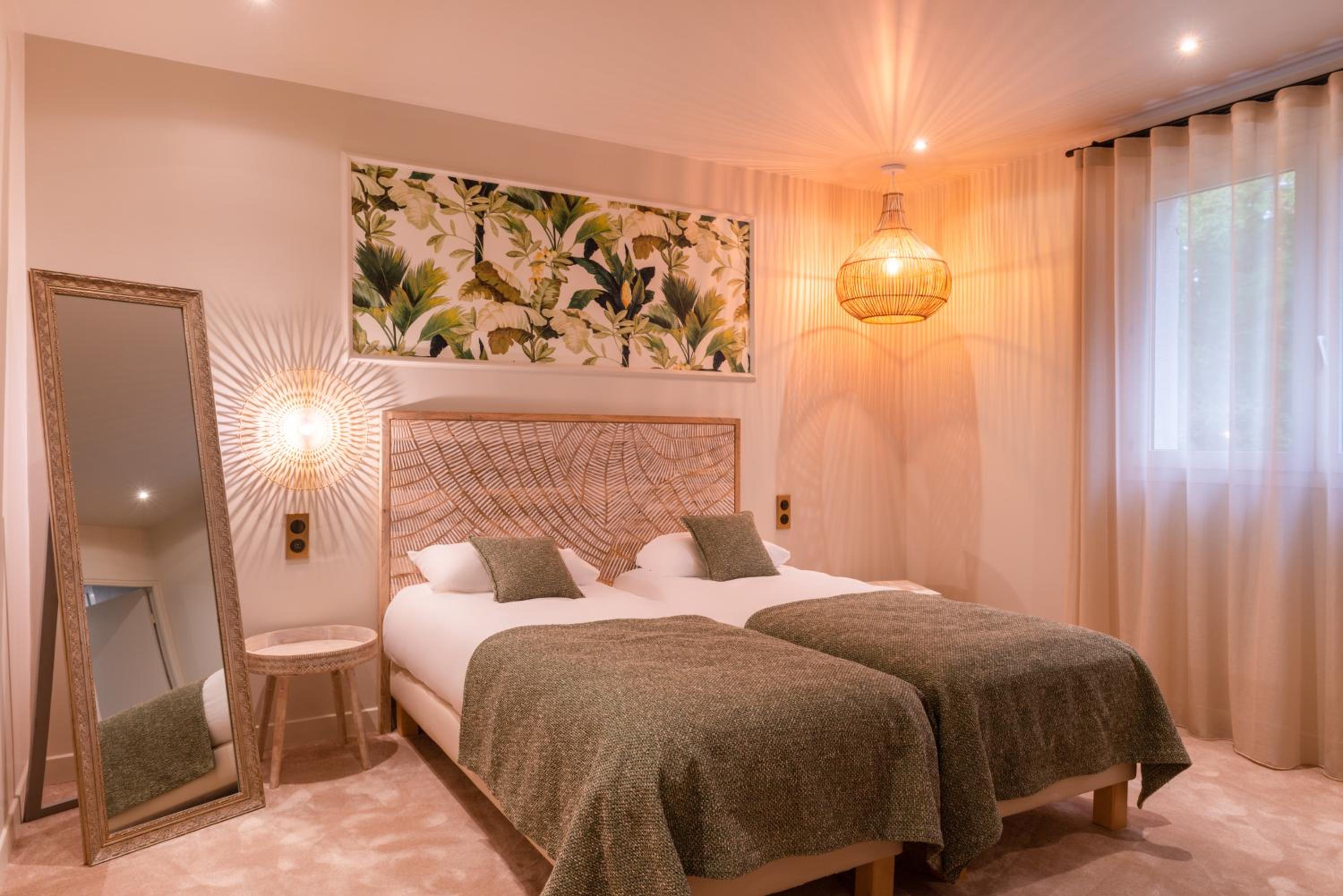Twin Room - Photo 10