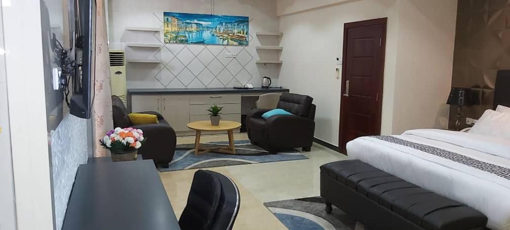Executive Suite photo 3