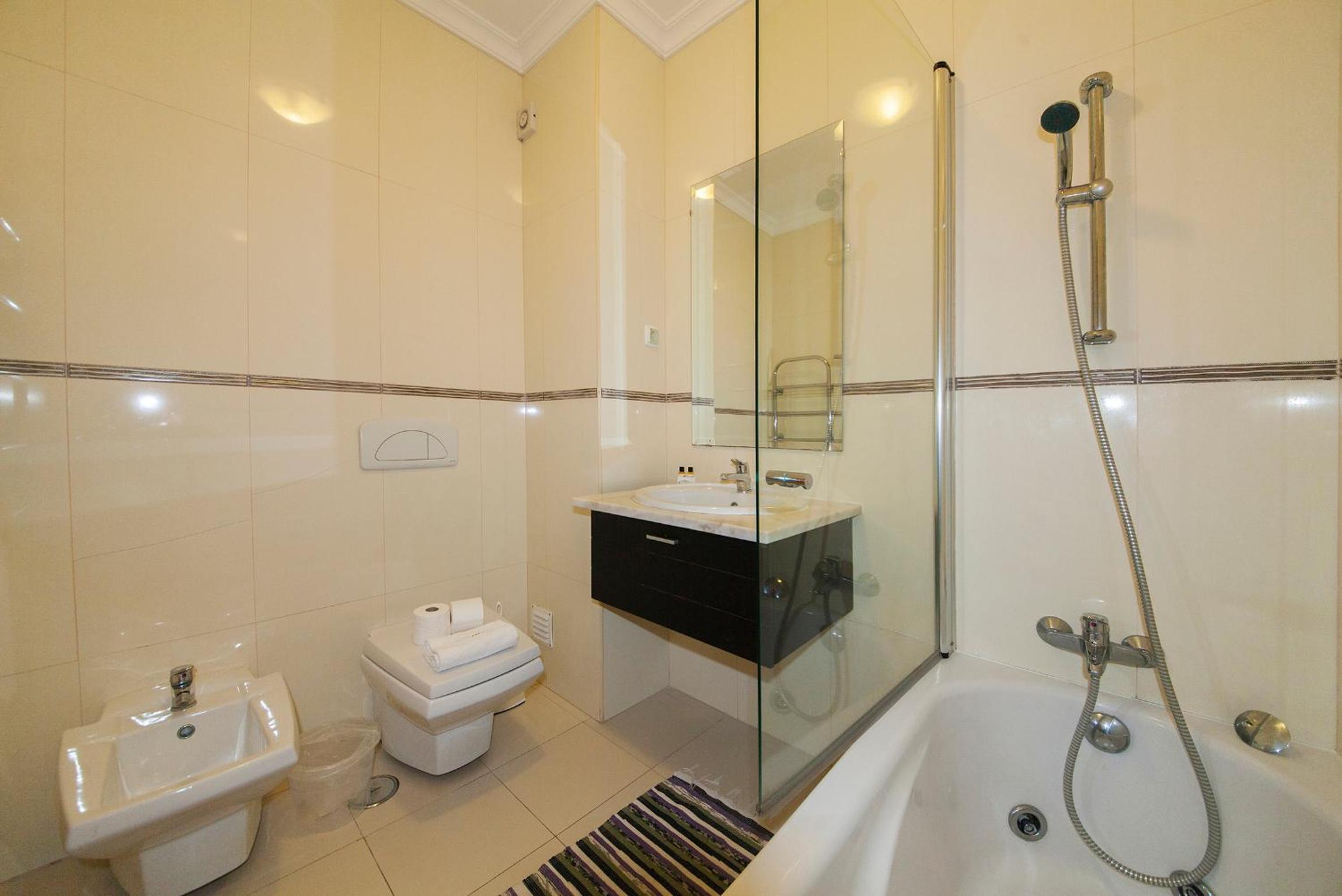 Apartment - Photo 16